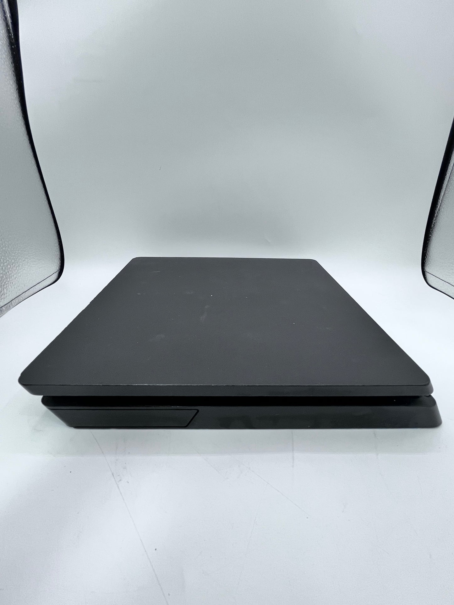 Sony CUH-2215B PS4 Slim 1TB - Black READ
