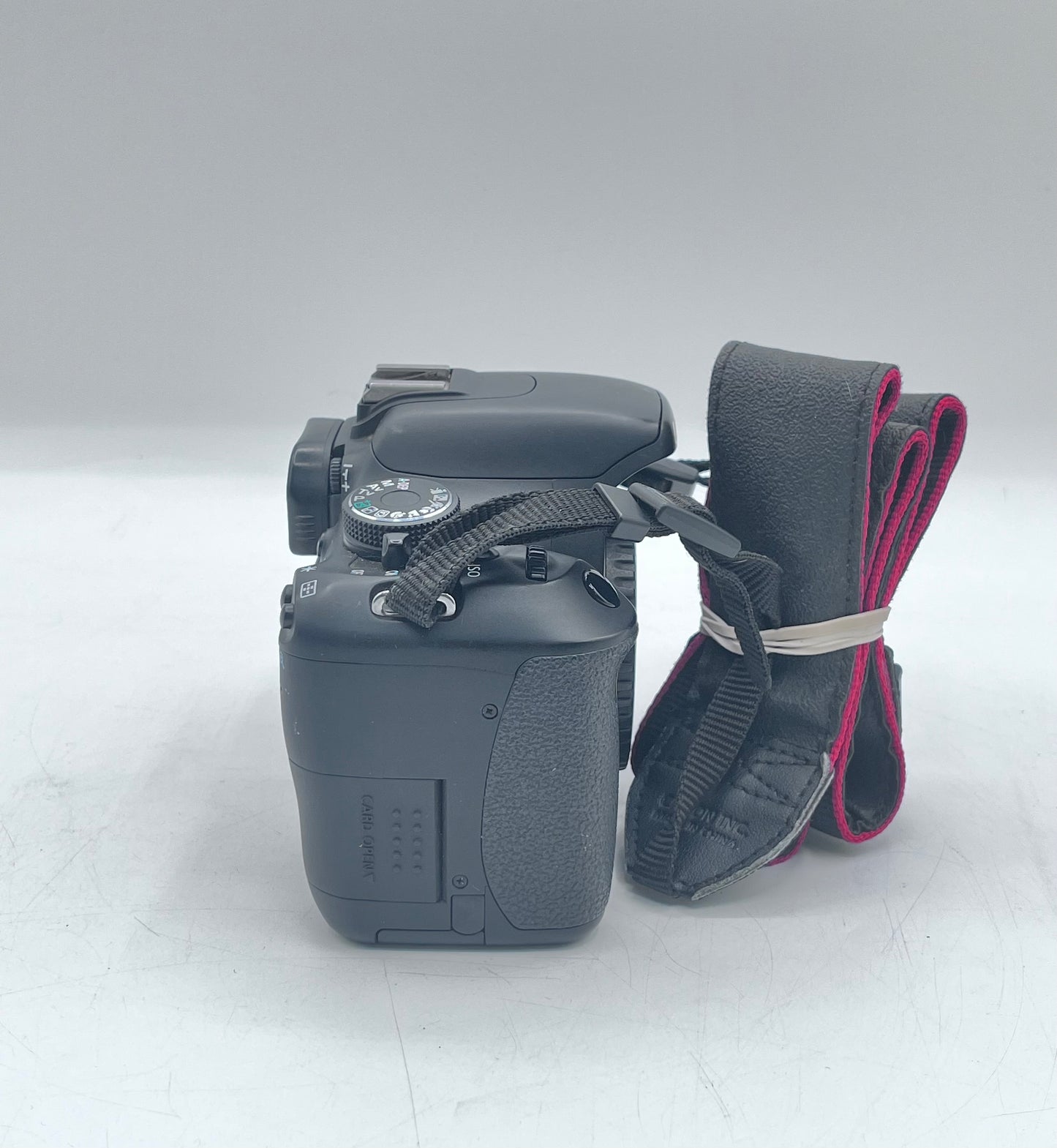 Canon EOS Rebel T3I / EOS 600D 18.0MP Digital SLR Camera