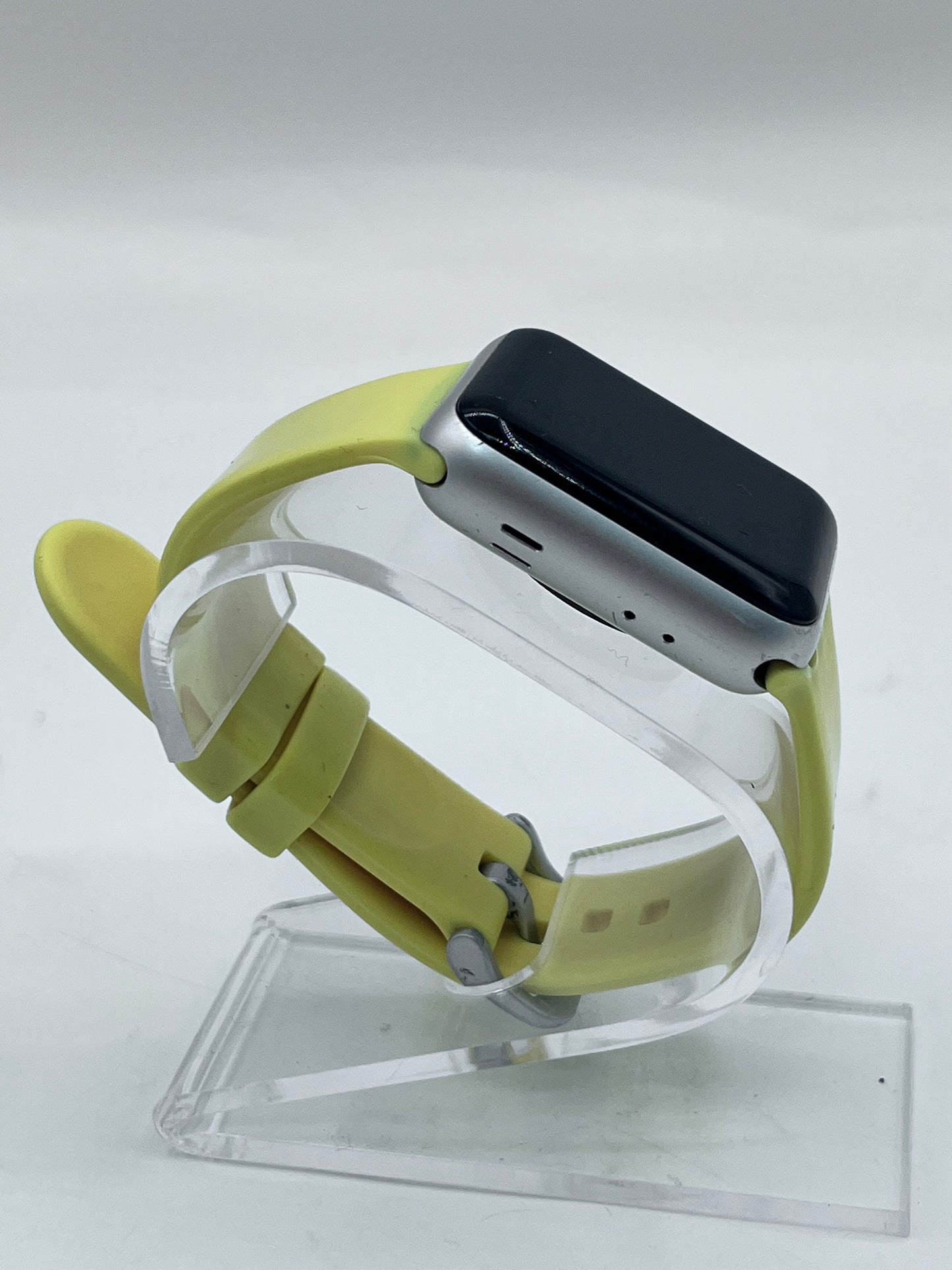 Apple Watch Series 2 38mm Aluminum GPS Unlocked - Silver