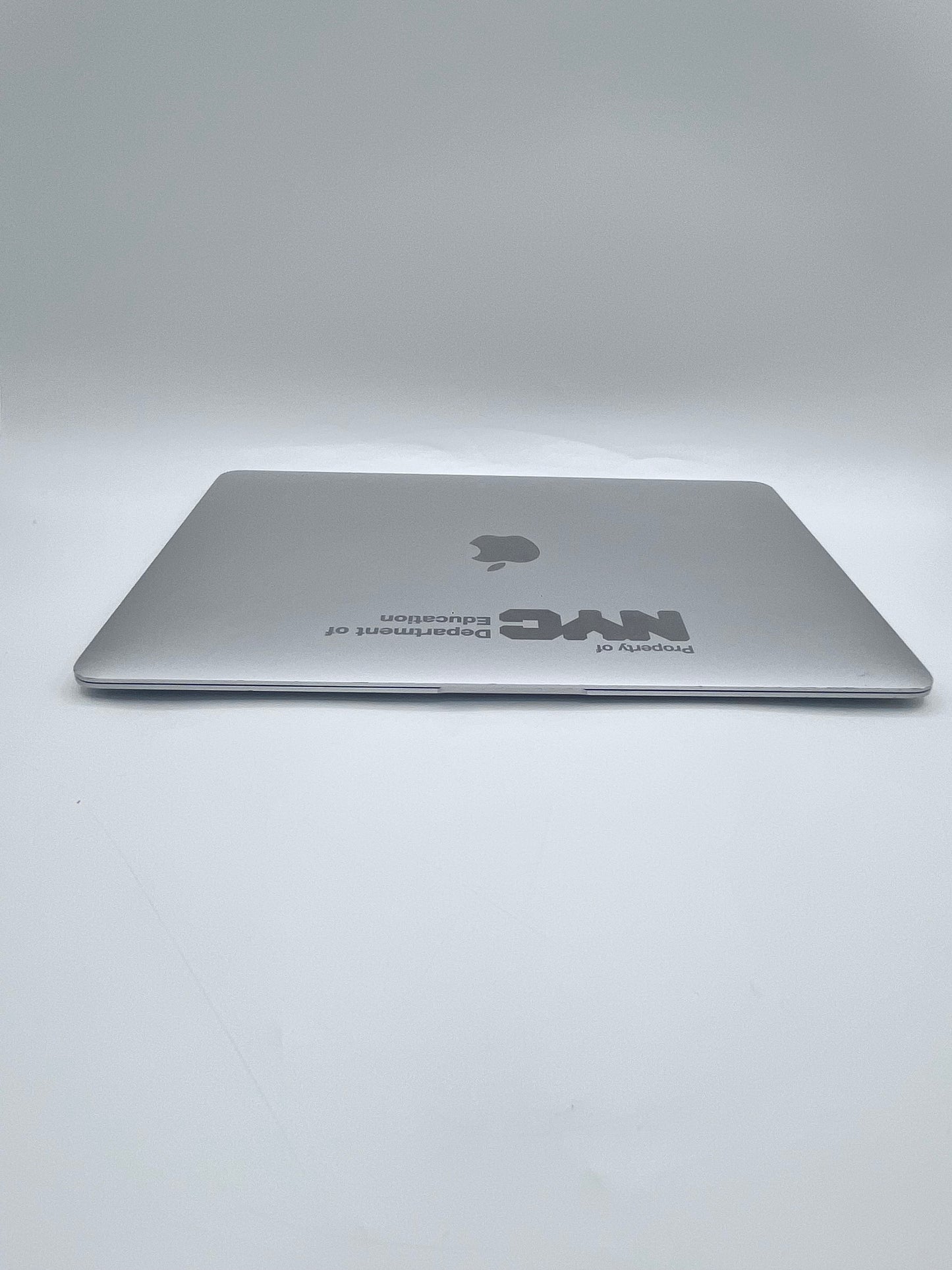 2020 Apple MacBook Air 13.3" M1 7C 8GB 256GB A2337 REMOTELY MANAGED