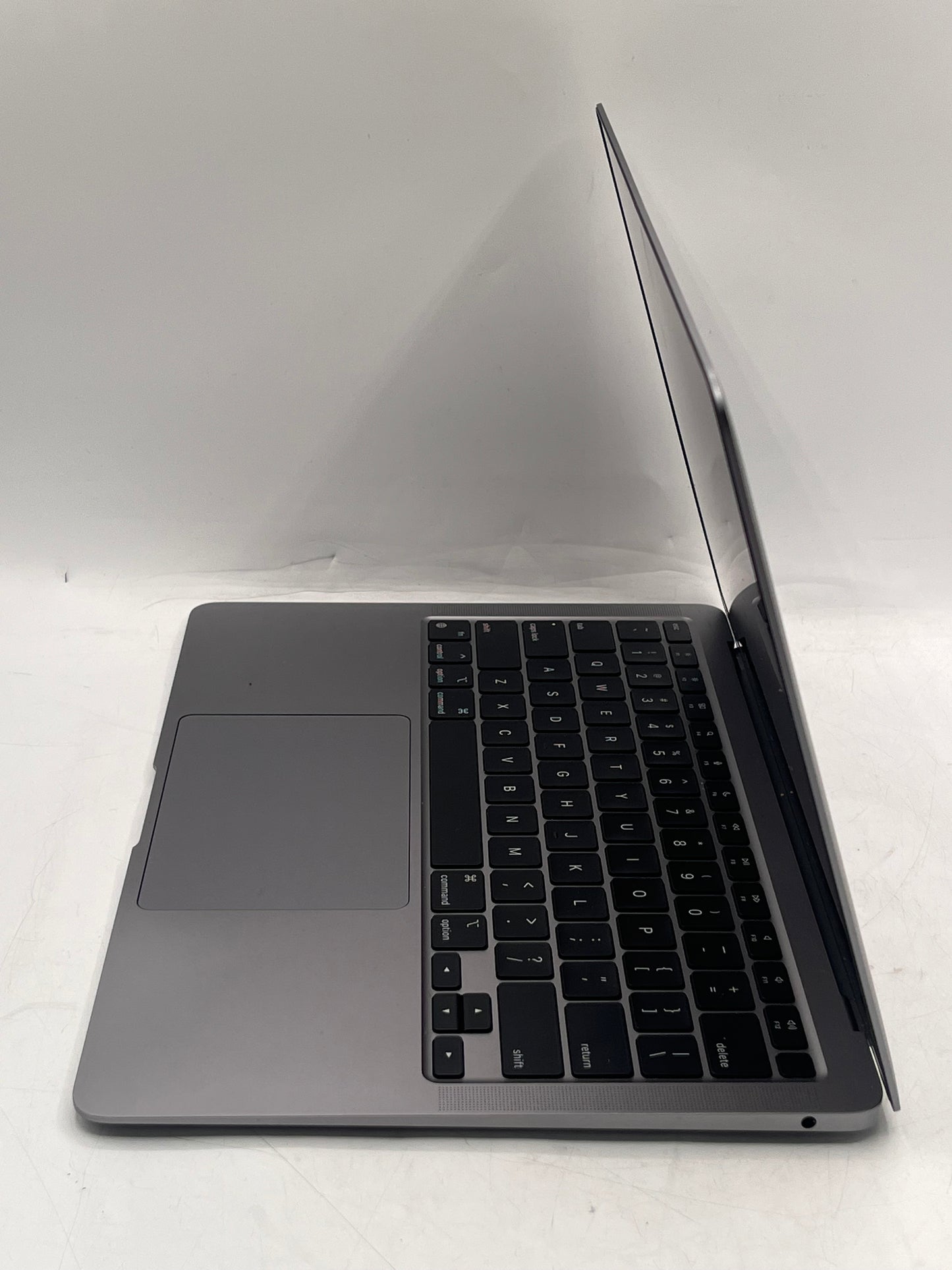 2020 Apple MacBook Air 13' M1 8GB 256GB A2337 MGN63LL/A Space Gray 149 Cycle Count