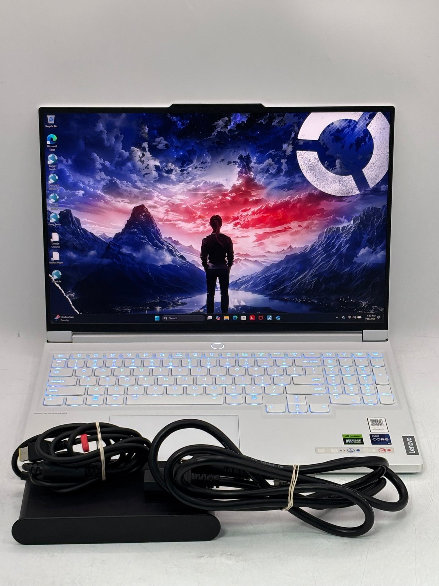 Lenovo Legion 7i 16” Core i9-14900HX, 32GB, 1TB SSD, RTX 4070, White Excellent Condition