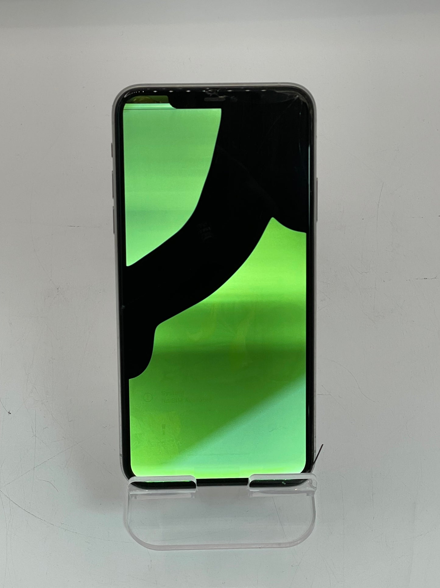Apple iPhone 11 Pro Max - Cracked Screen & Back - 128GB - Silver - Unlocked