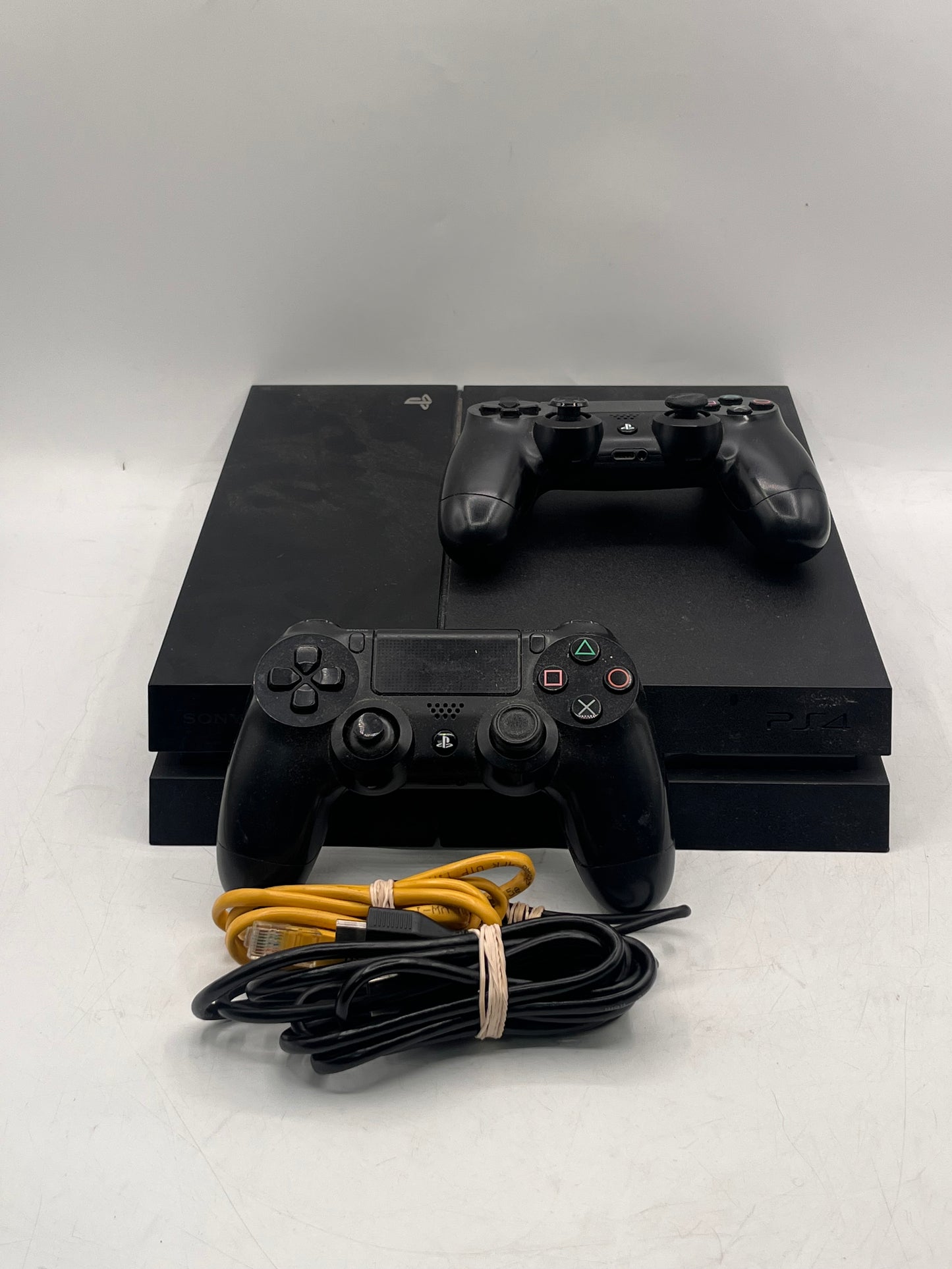 Sony PlayStation 4 CUH-1115A 500GB Console with 2 Controllers and Power Cable Black