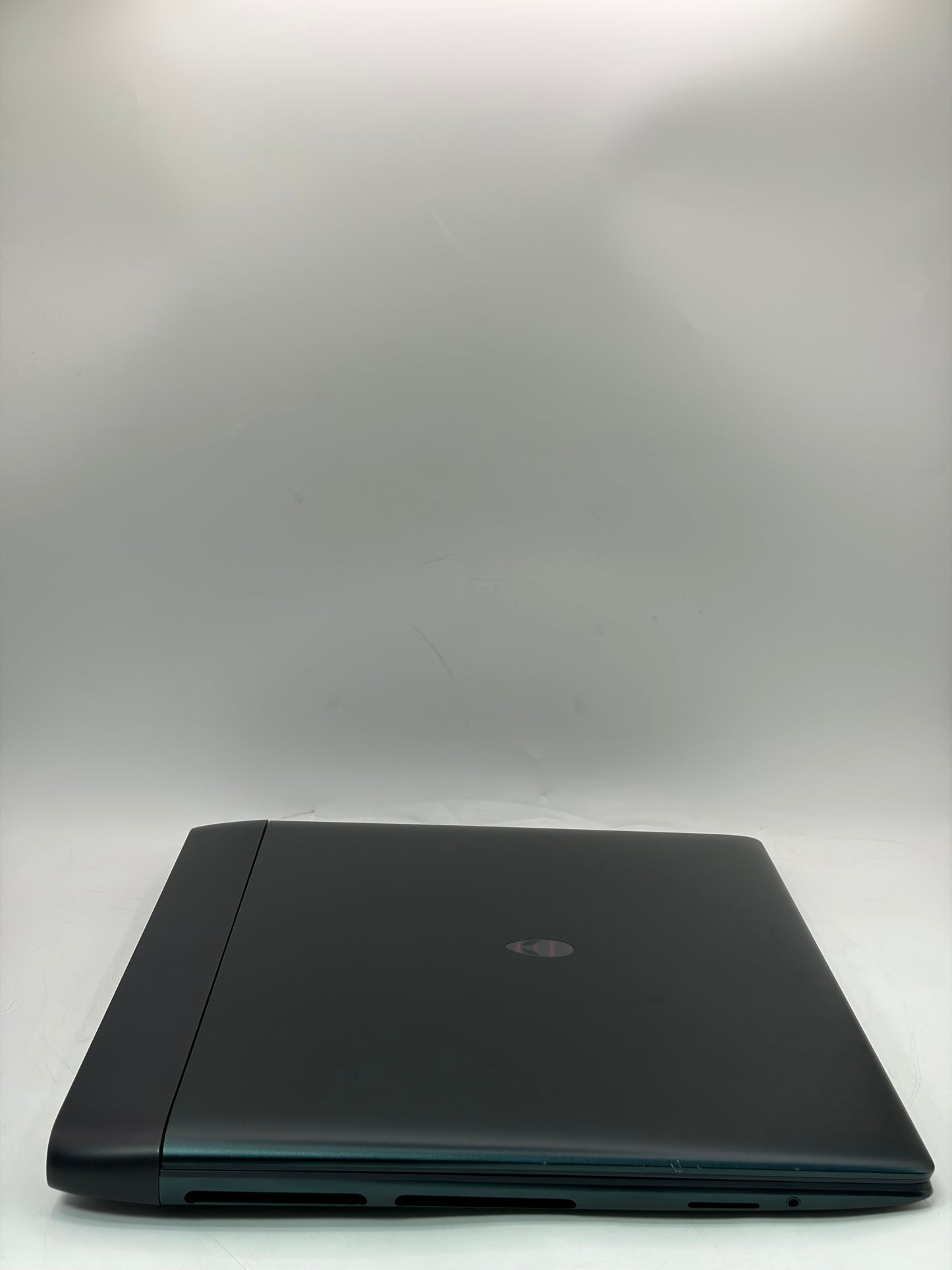 Dell Alienware 18 Area 51 Laptop Core U9 275HX 64GB 2TB RTX 5090 Blue