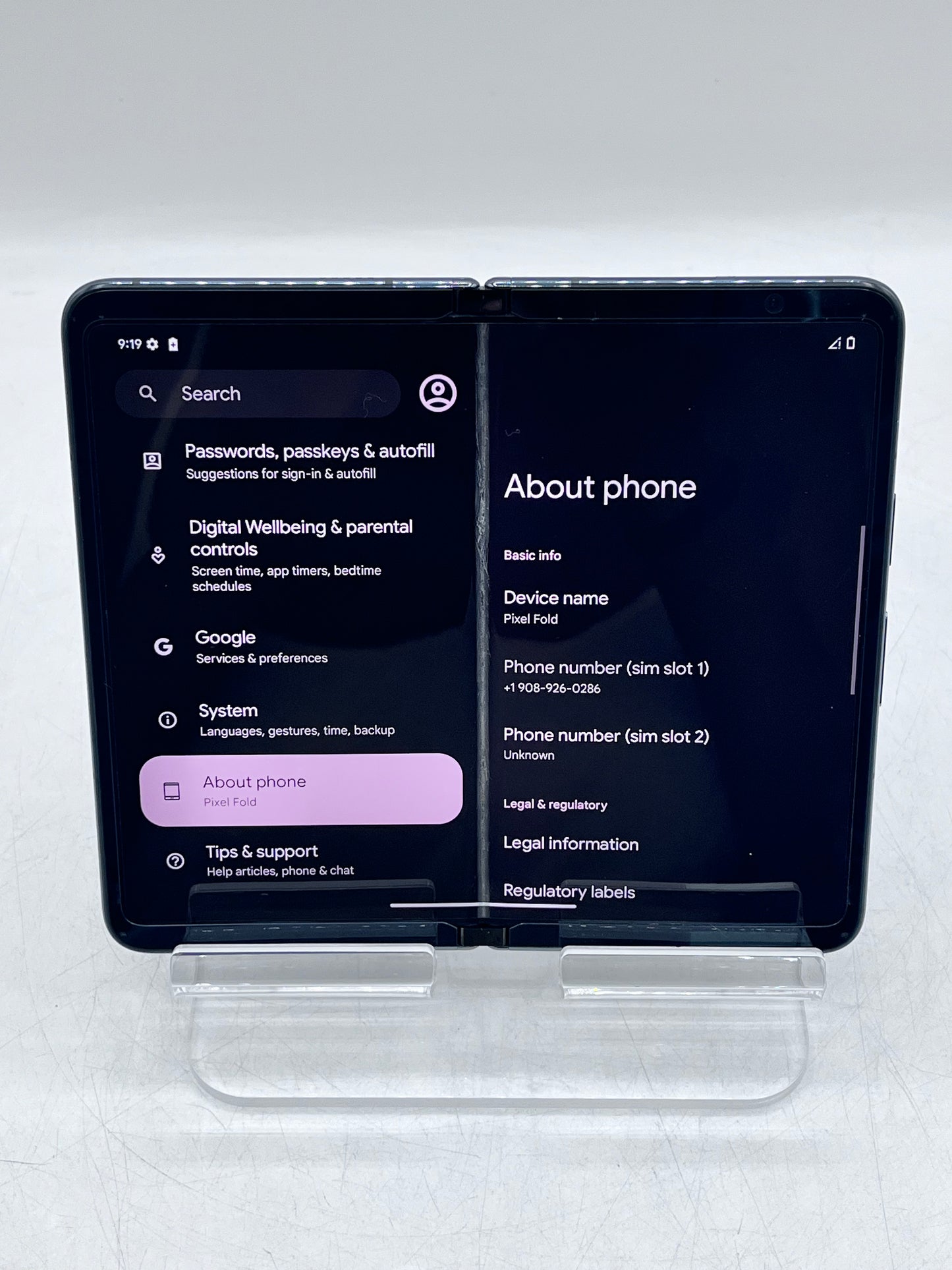 Google Pixel Fold G9FPL 256GB -  Cracked Outer Screen - Black