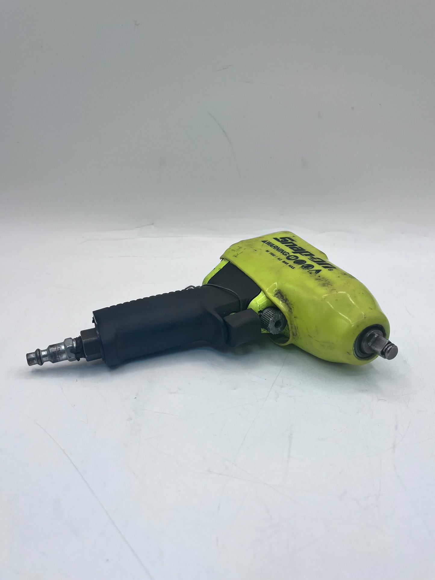 Snap-On MG325 3/8-Inch Drive Air Impact Wrench Yellow w/ Cover