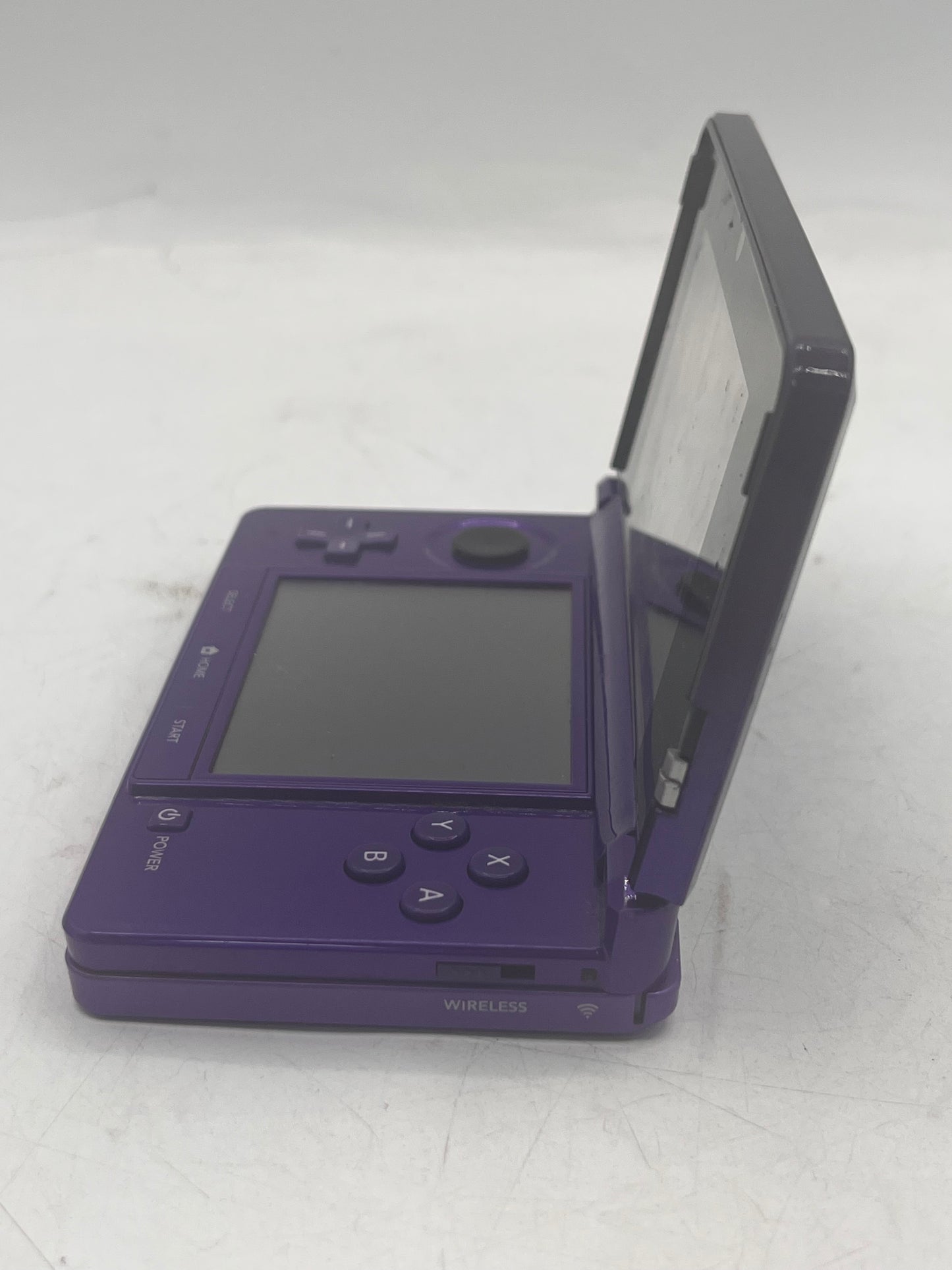 Nintendo 3DS CTR-001 Handheld Game Console 2011 Purple