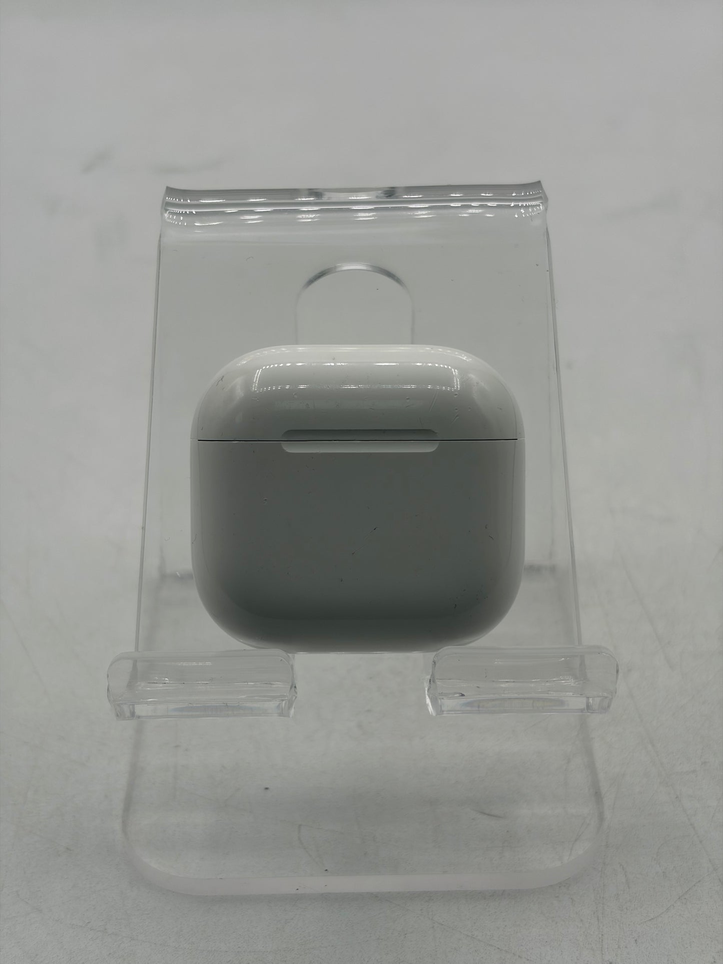 Apple AirPods (4th Gen) Complete Set A3055 A3056 A3059 - White