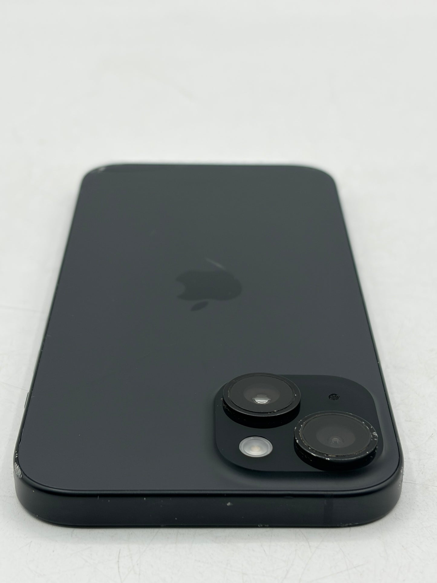 Unlocked Apple iPhone 15 128GB A2846 MTLV3LL/A - Black 88% BH