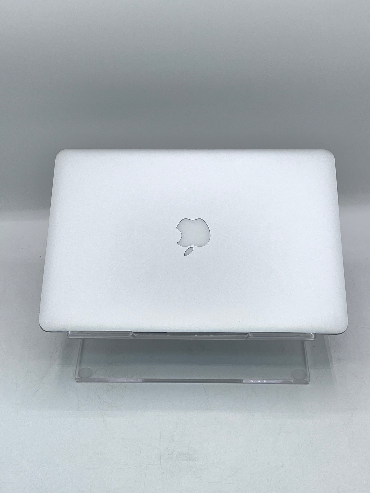 2014 Apple MacBook Air 13.3" i5 1.3GHz 4GB RAM 128GB SSD Silver A1466