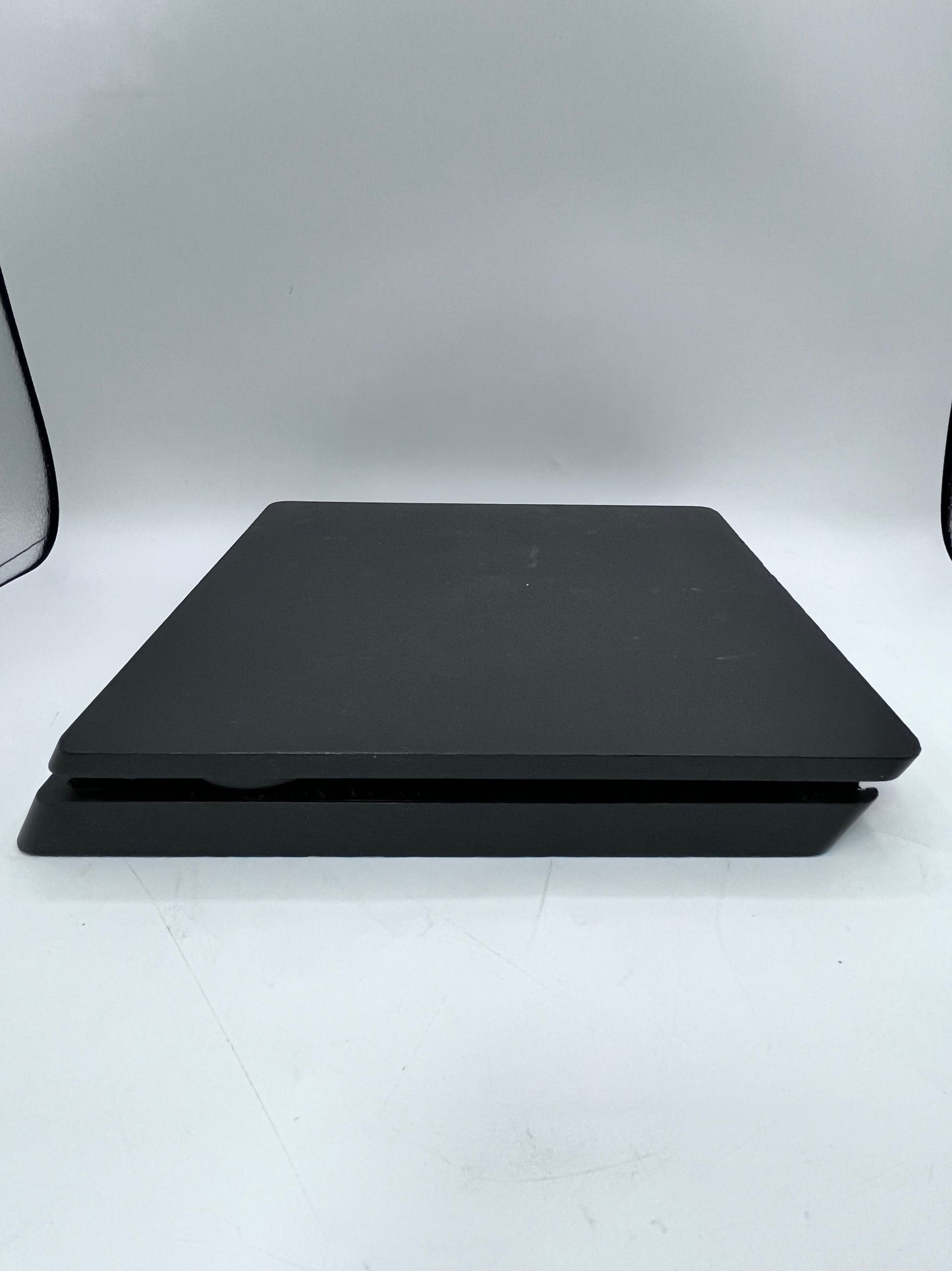Sony CUH-2215B PS4 Slim 1TB - Black READ