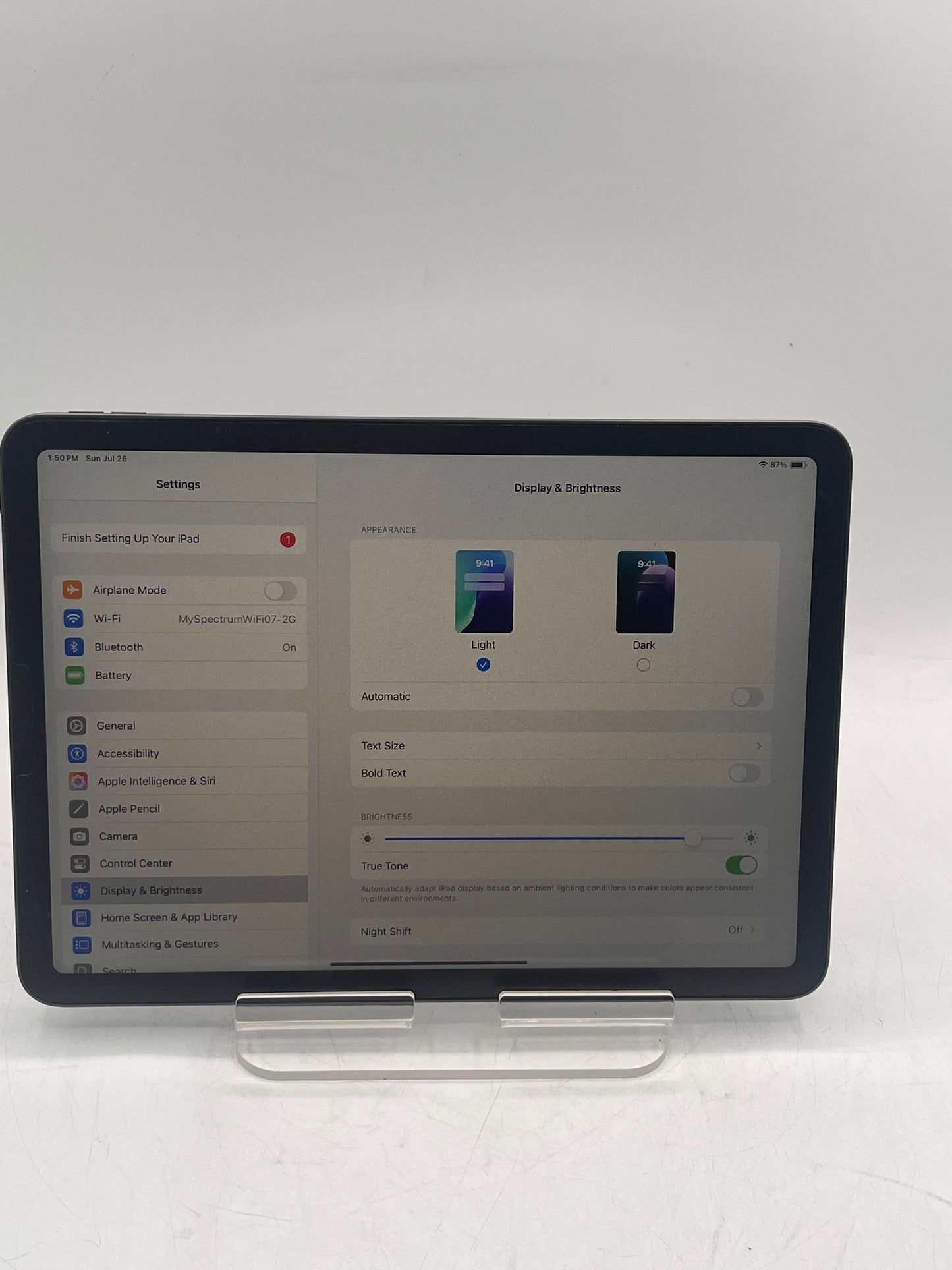 Apple iPad Air 5th Gen A2588 MM9L3LL/A 256GB Wi‑Fi Only Tablet Silver