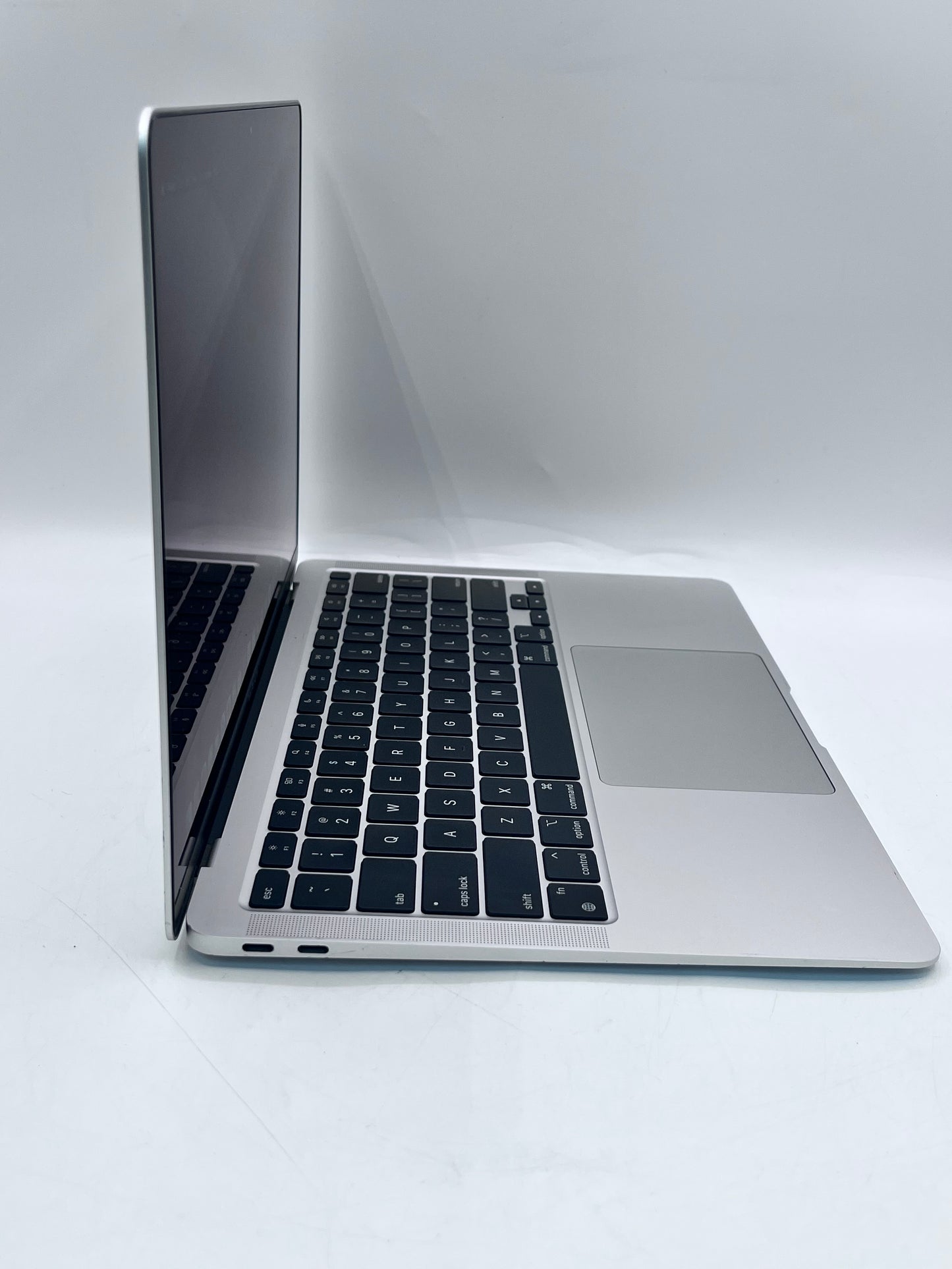 2020 Apple MacBook Air 13.3" M1 7C 8GB 256GB A2337 REMOTELY MANAGED 45 CC