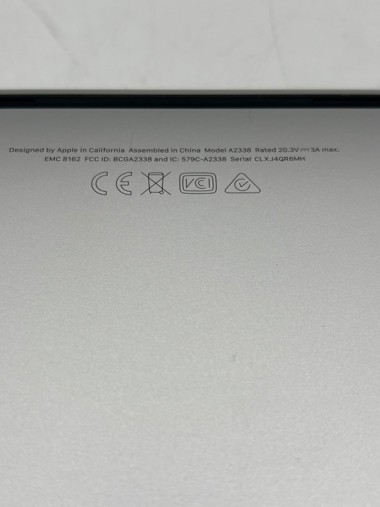 2022 Apple MacBook Pro 13" M2 8GB 256GB A2686 MNEP3LL/A Silver