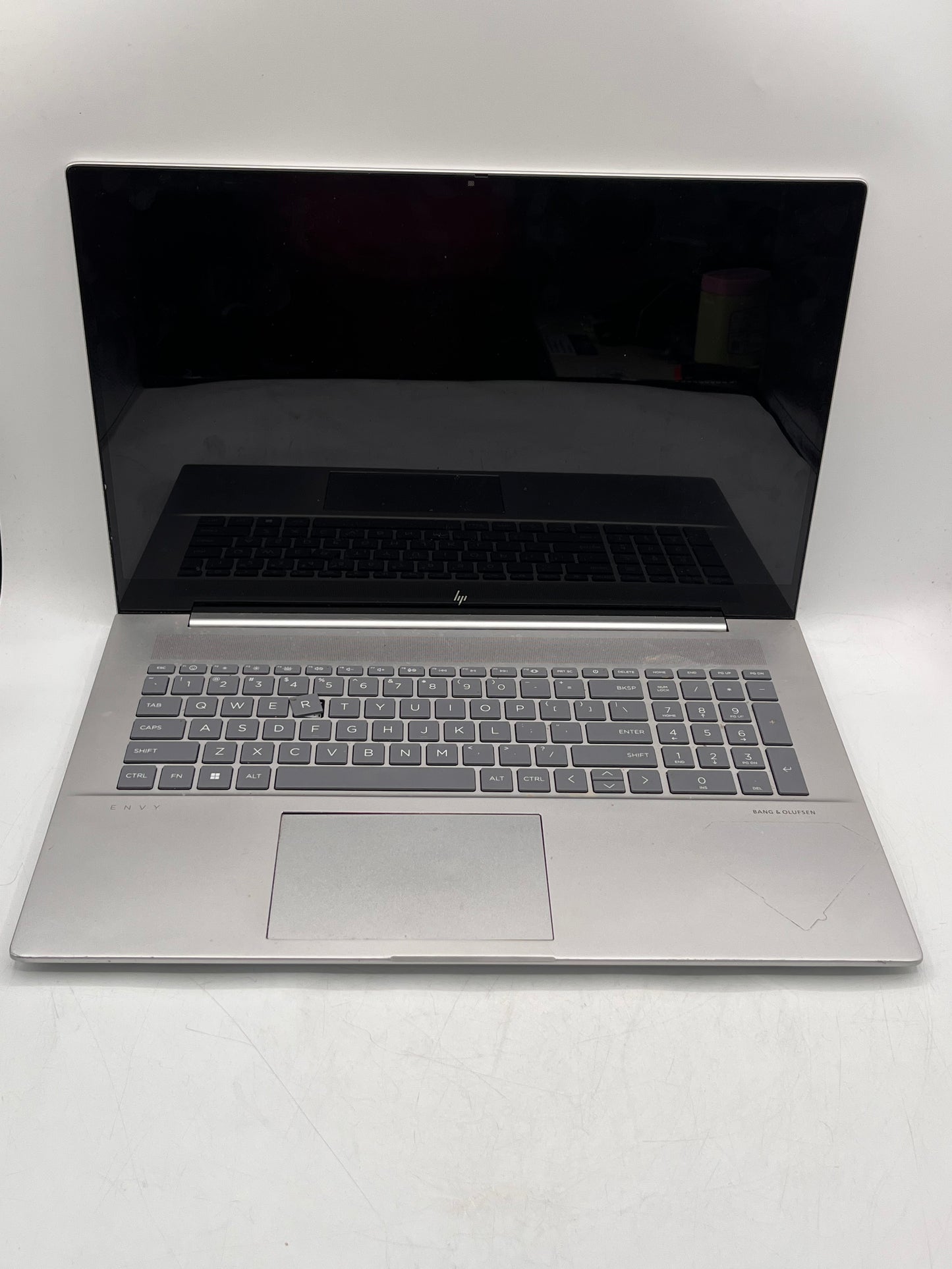 HP Envy 17-CW0097nr 17” Core i7-1355U 32GB 1TB RTX 3050 w/ Charger