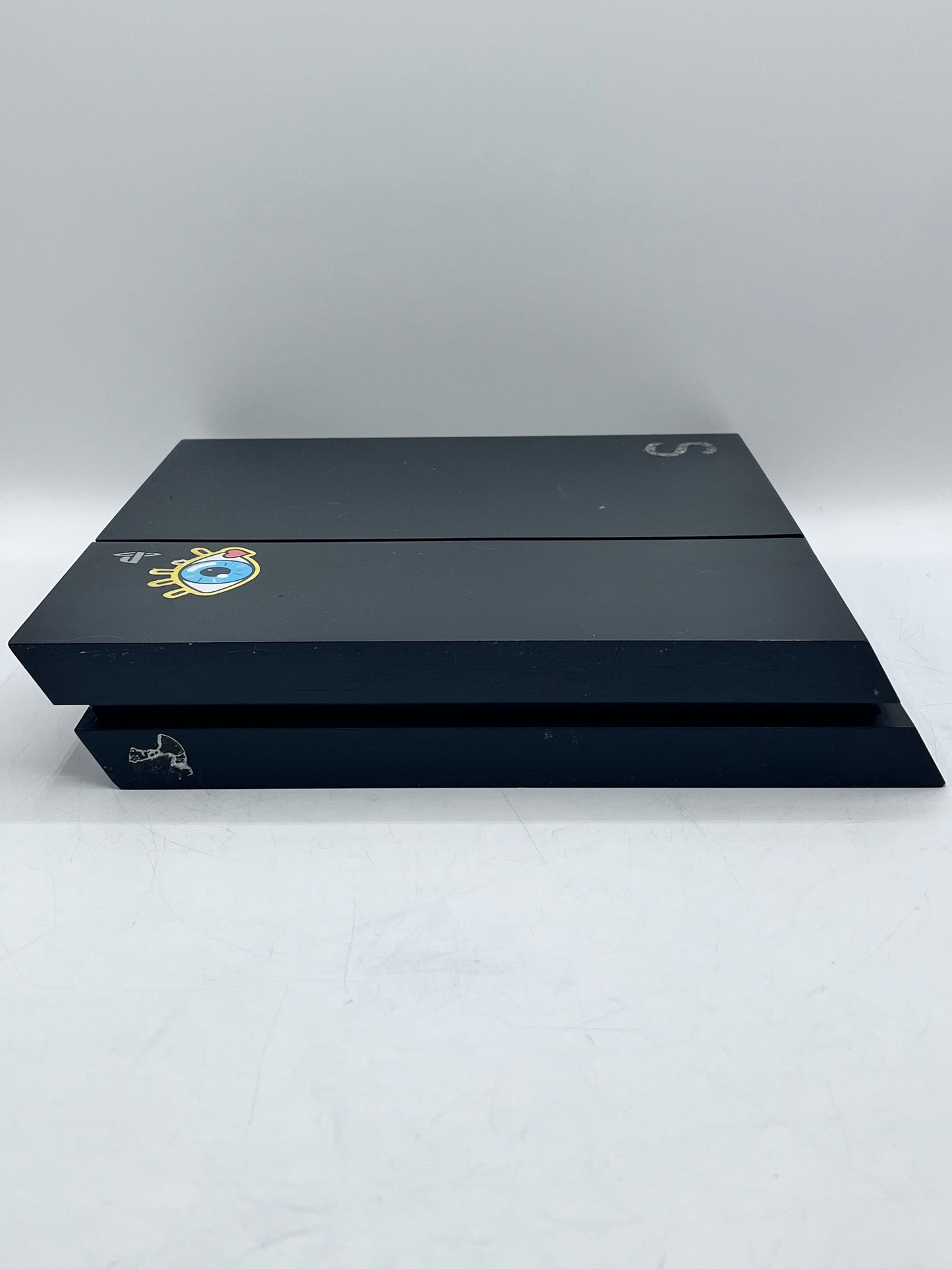 Sony PlayStation 4 (PS4) CUH-1001A Video Game System 500GB Black