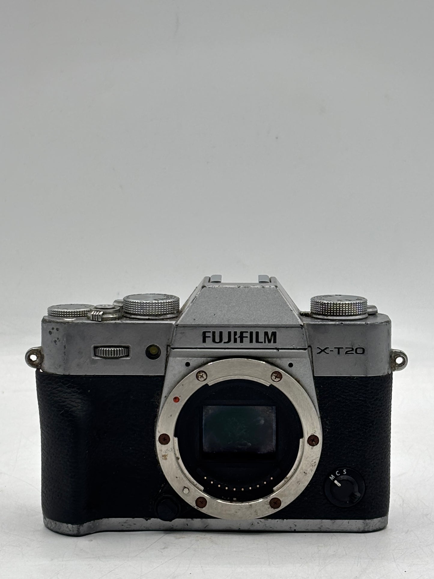 Fujifilm X-T20 24.3MP Mirrorless Digital Camera BODY Only Free Shipping READ!!