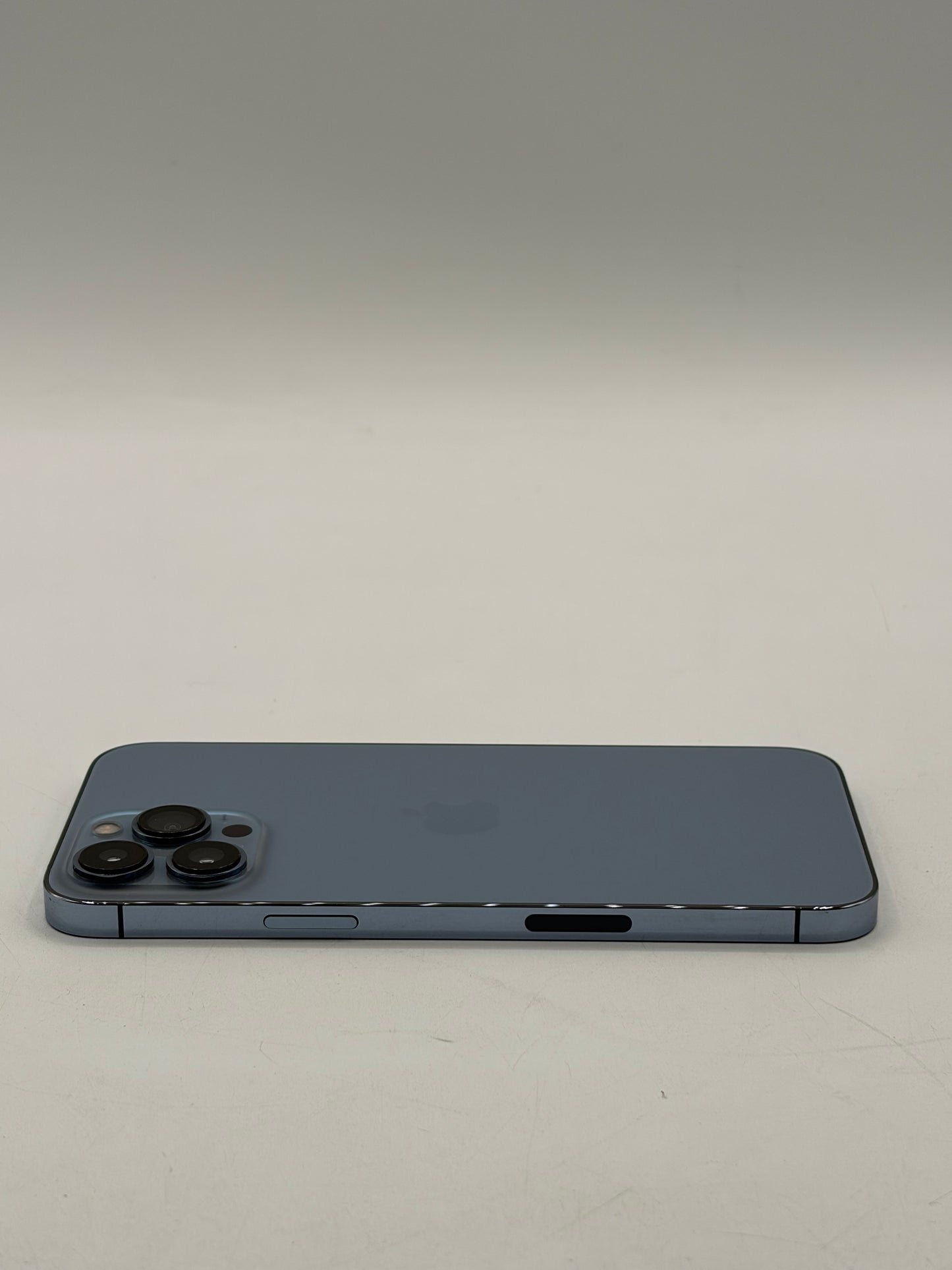 Unlocked Apple iPhone 13 Pro Max 128GB 6.7" A2484 NLF53LL/A - Blue 84% BH