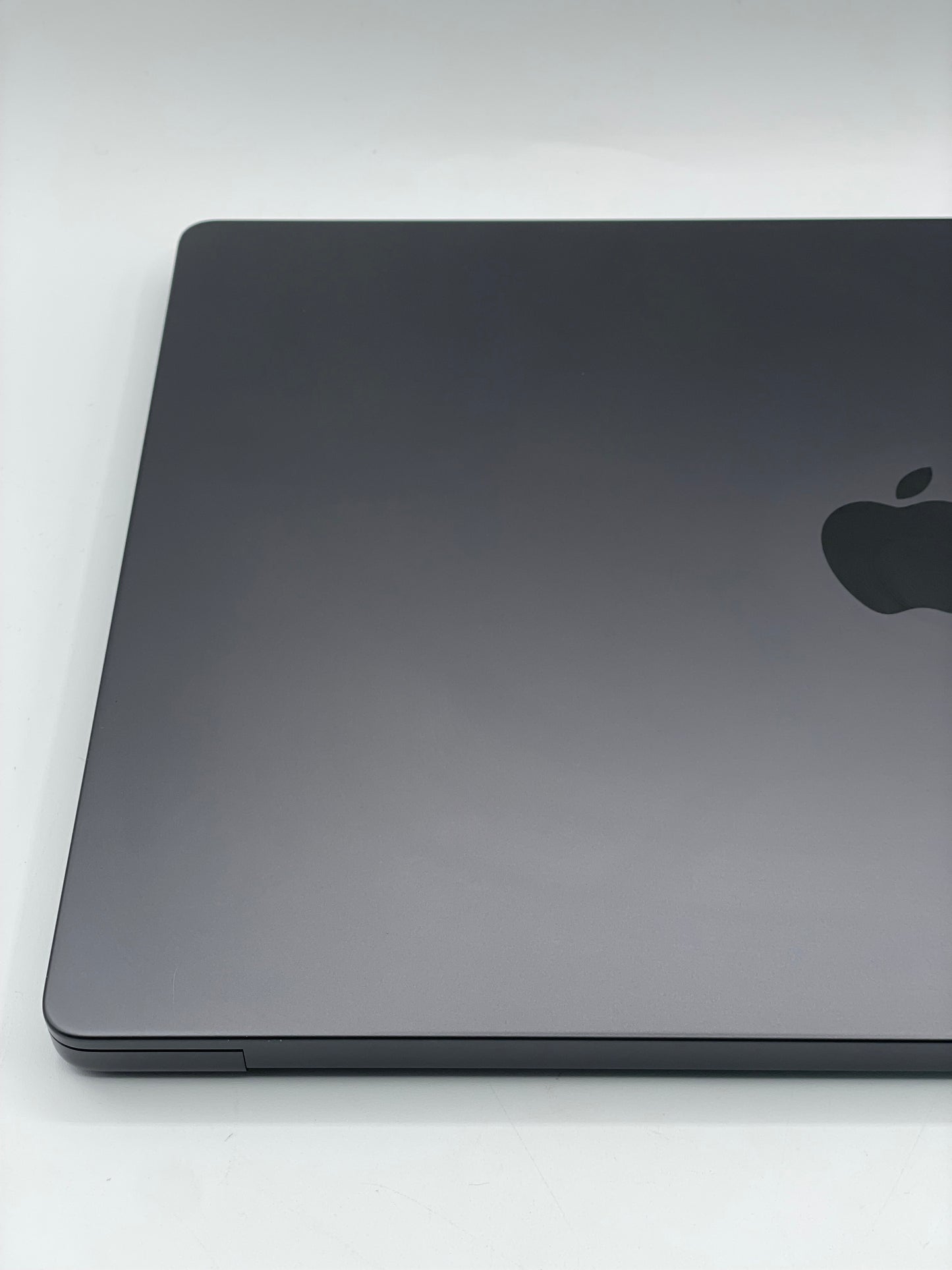 2023 Apple MacBook Pro 16" 12C M3 Pro 18C GPU 18GB 512GB A2991 REMOTELY MANAGED