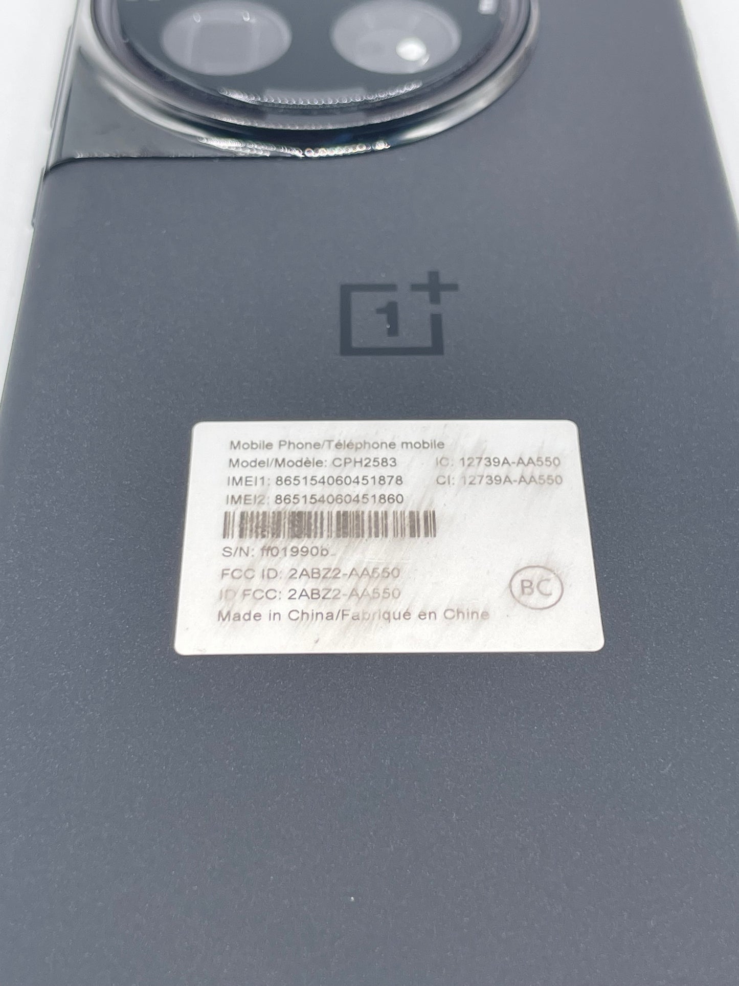 Unlocked OnePlus 12 - 512 GB - CPH2583 - Silky Black Smartphone