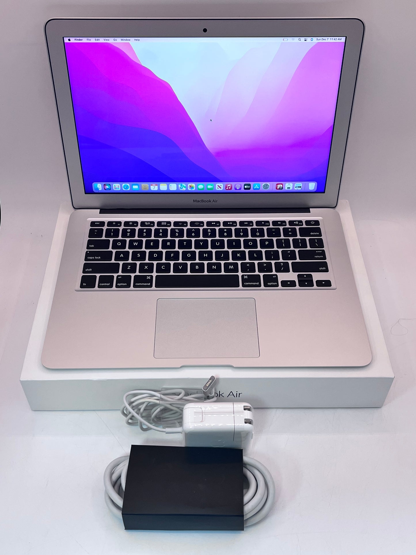 2017 Apple MacBook Air 13" Core i7 8GB 256GB A1466- Silver no w/ Box