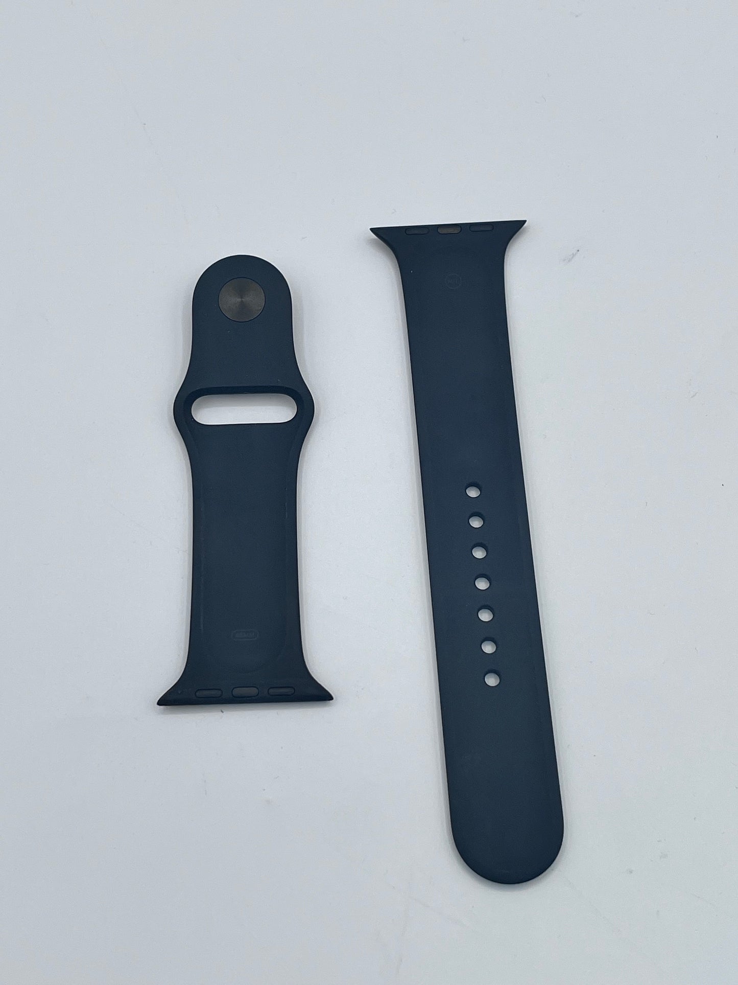 Apple SE 2nd Gen Smart Watch 44mm Space Gray GPS + LTE MNU03LL/A