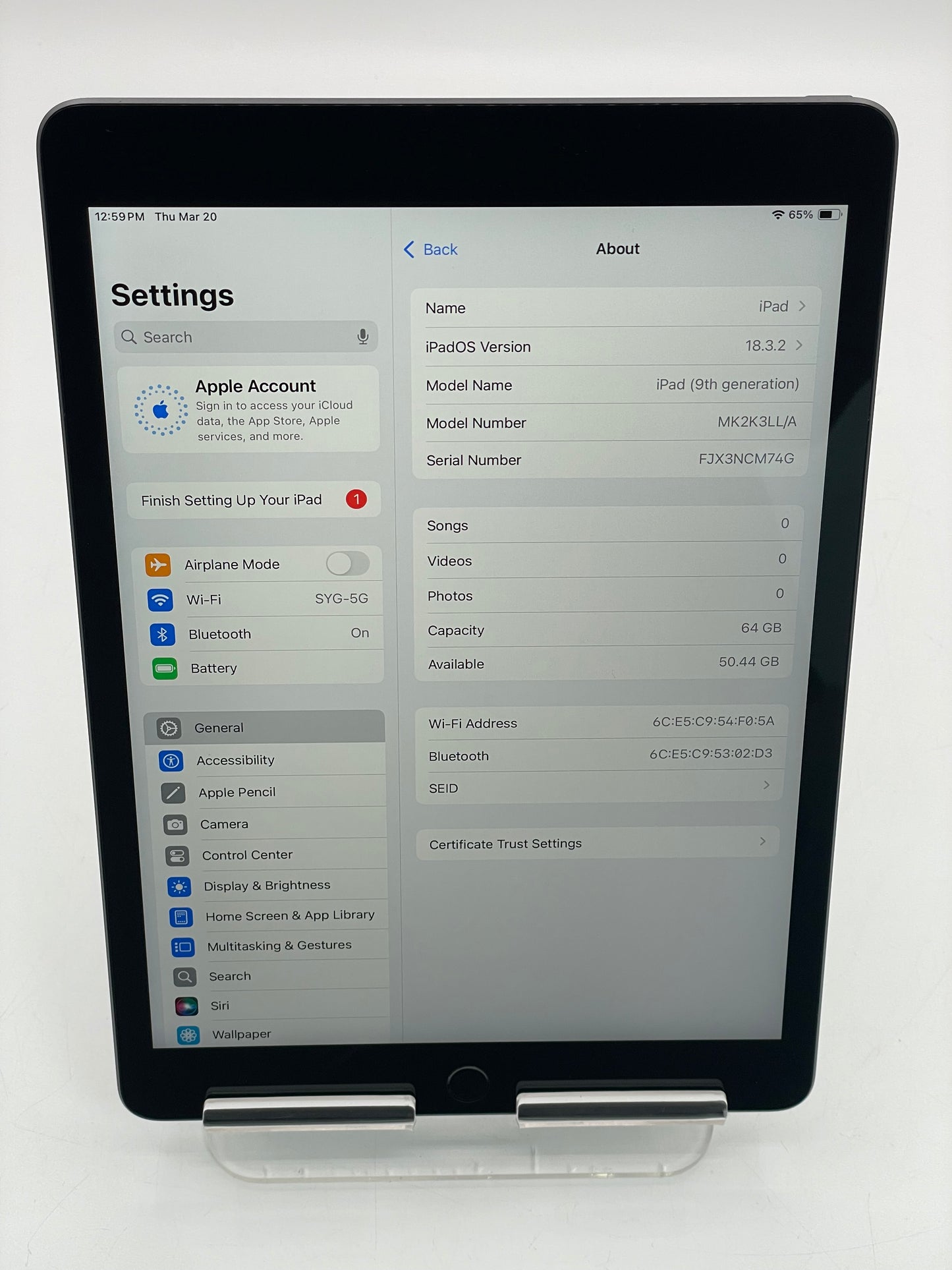 Apple iPad (9th Generation) 64 GB A2602 MK2K3LL/A Wi-Fi 10.2 in Space Gray
