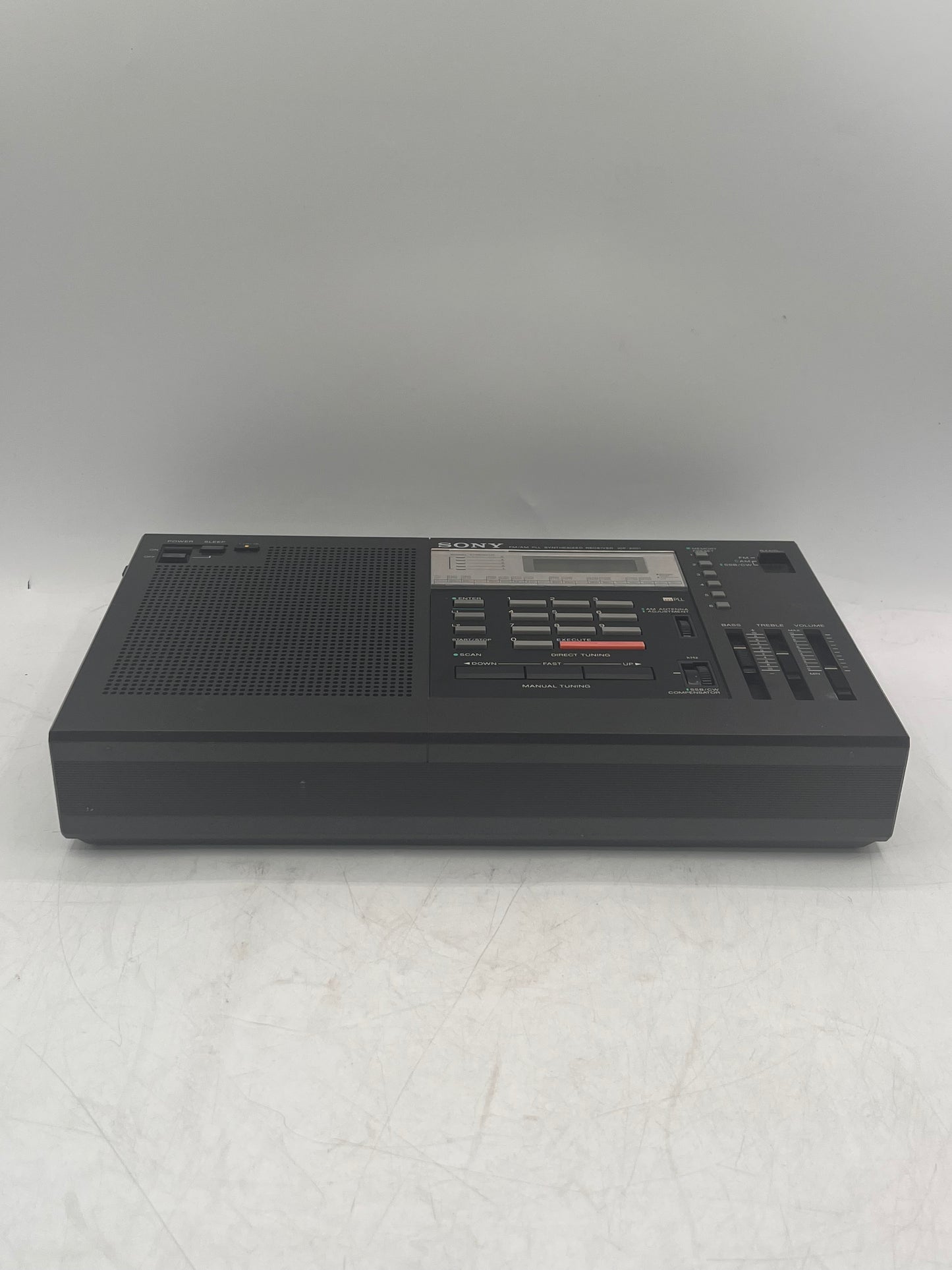 SONY ICF-2001 FM/AM/SSB/CW PLL Synthesized Receiver Radio