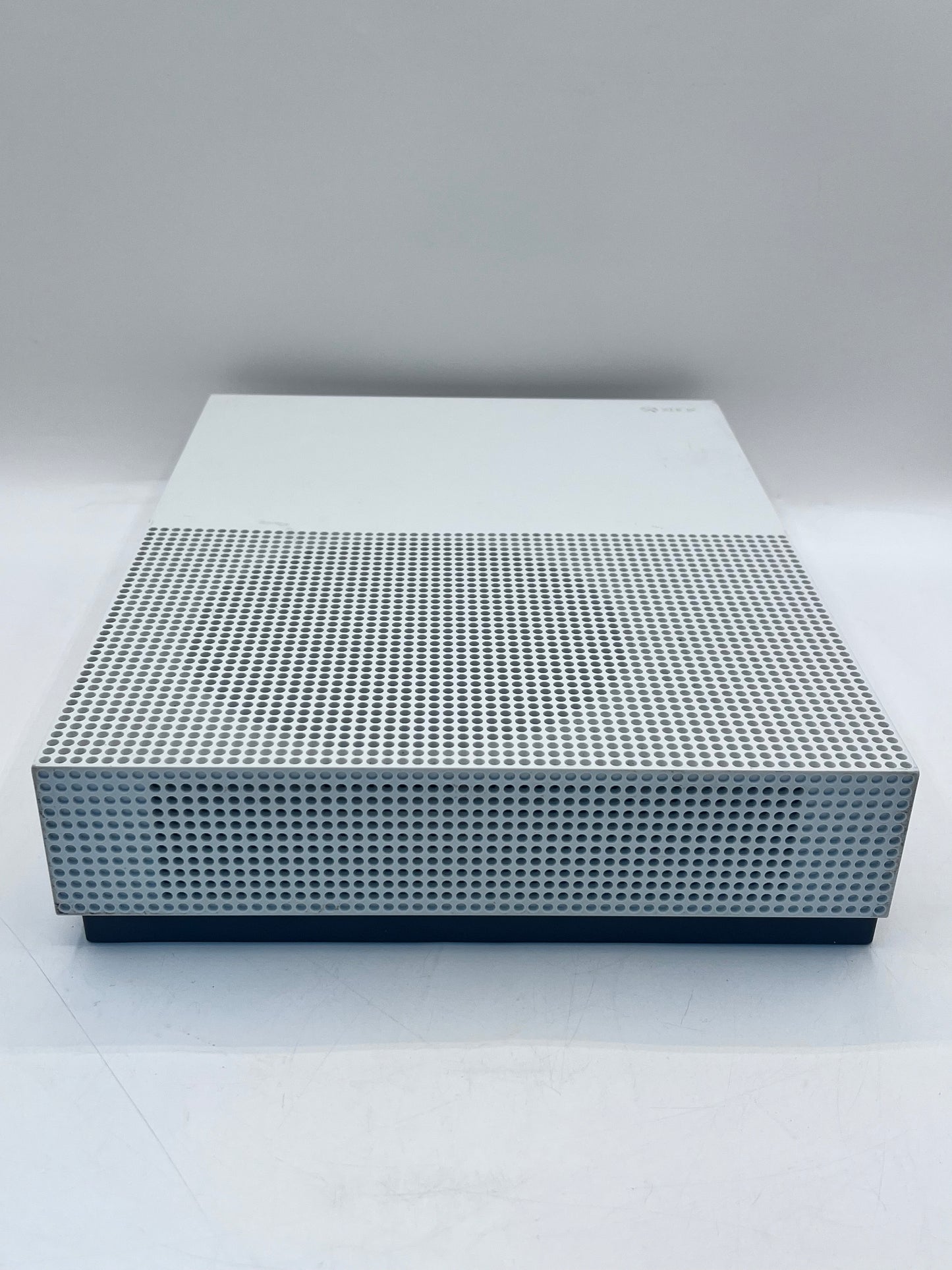 Microsoft Xbox One S 1TB 1681 Video Game System Tested - White Free Shipping