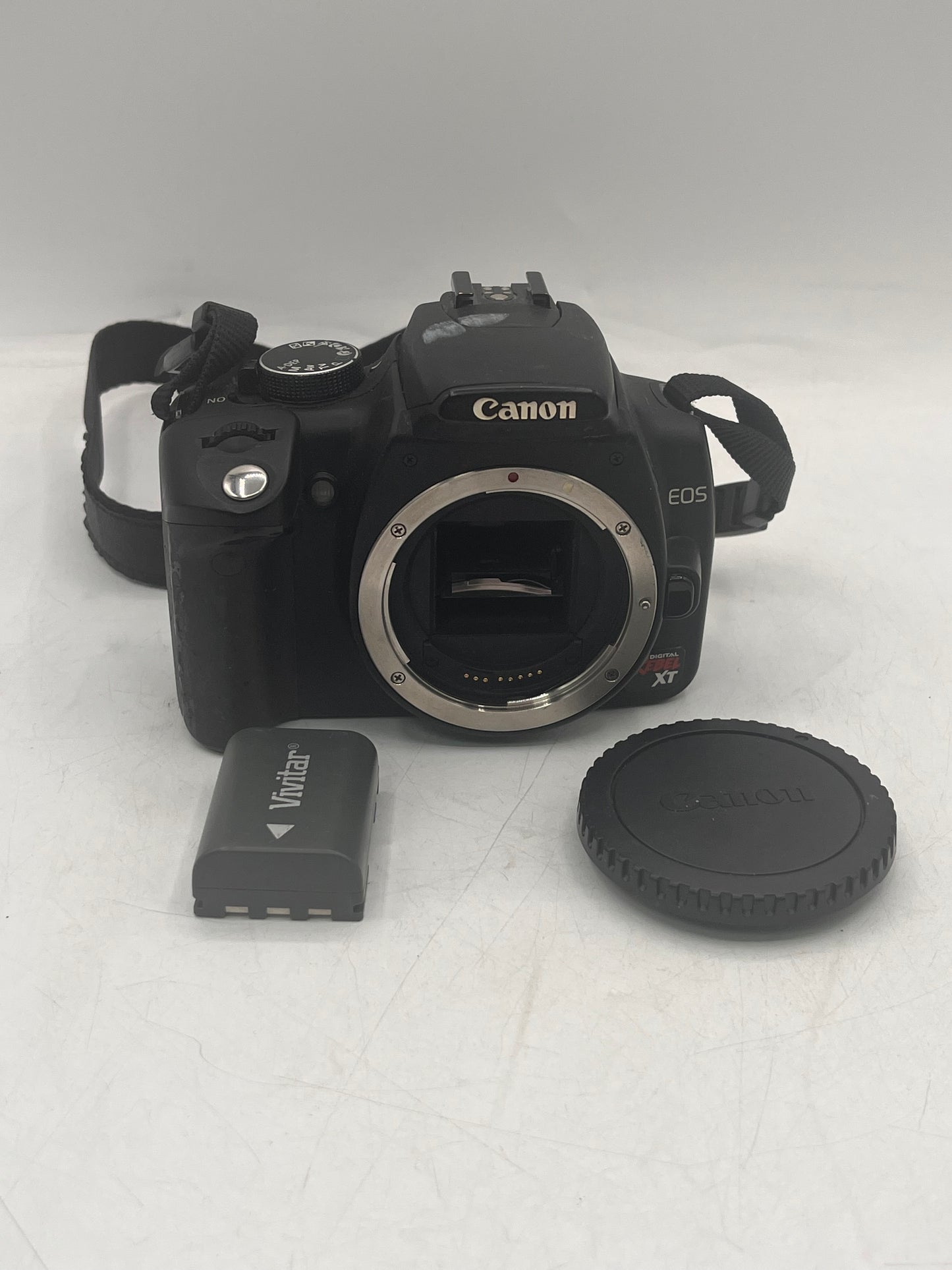 Canon EOS Digital Rebel XT Digital Camera - Broken