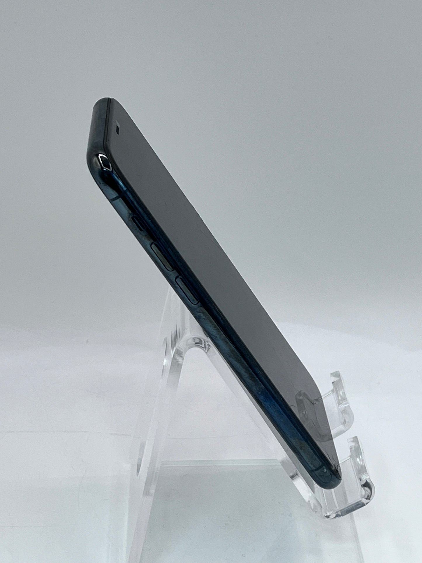 Unlocked Apple iPhone 11 Pro 6.1" MW9U2LL/A A2160 64GB 4GB - Green