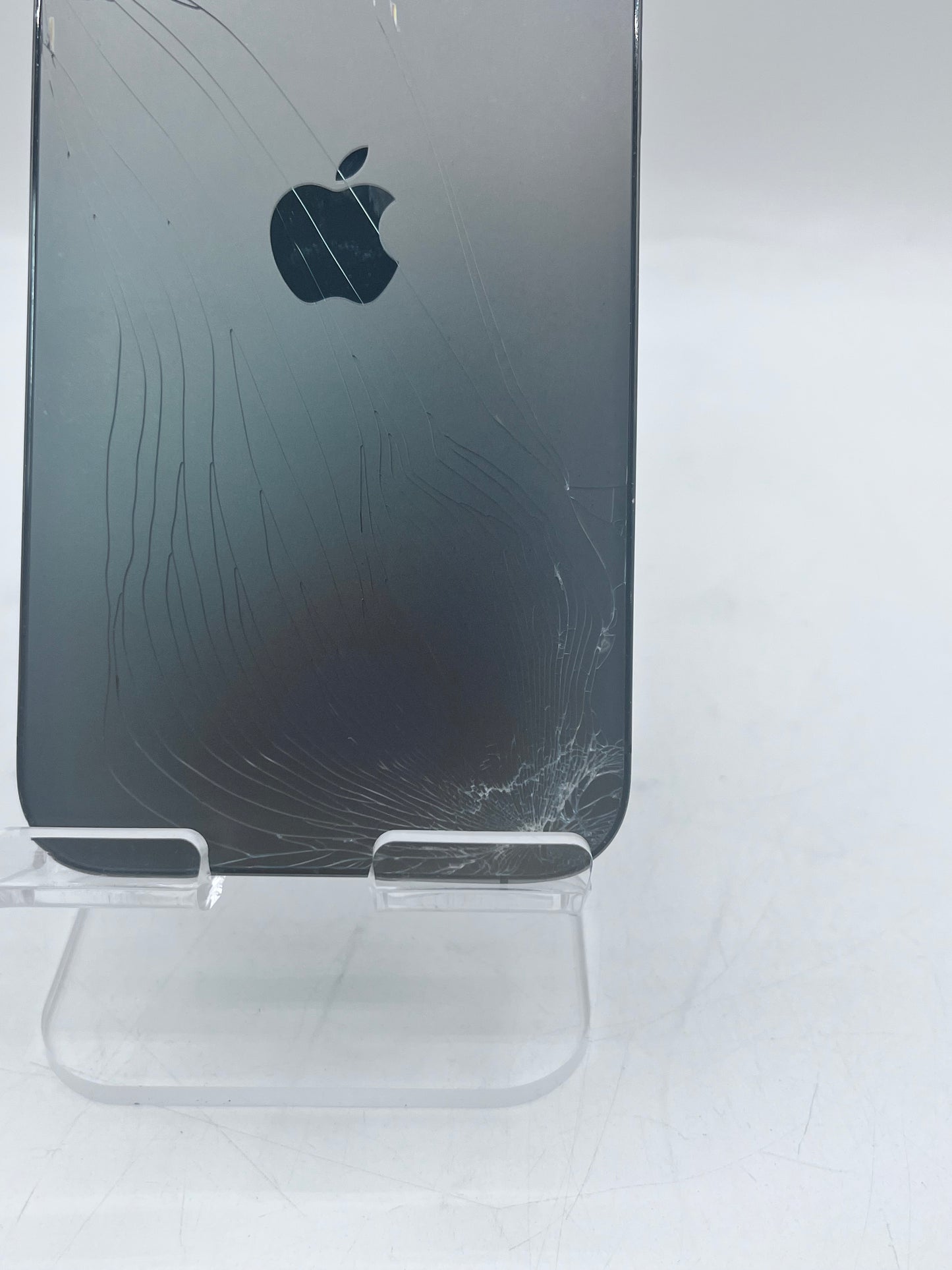 Apple iPhone 13 Pro Max 6.7 A2484 MLLH3B/A 128GB Unlocked 85% BH
