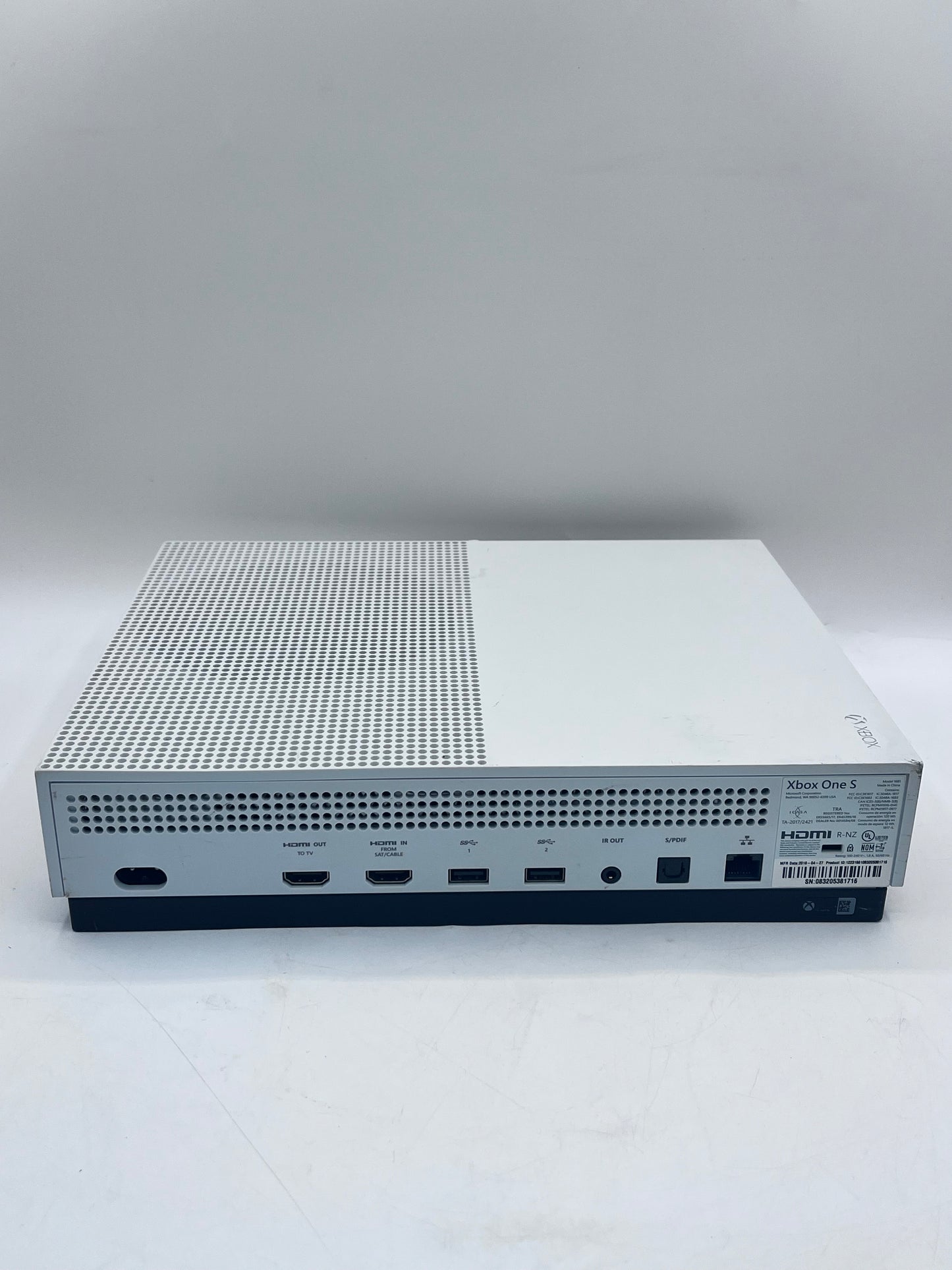 Microsoft Xbox One S 1TB 1681 Video Game System Tested - White Free Shipping