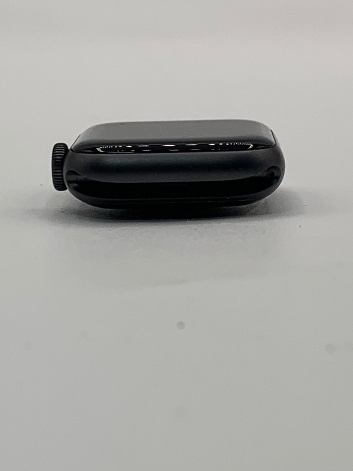 Apple Watch Series 4 40mm A1997 Space Gray GPS Only