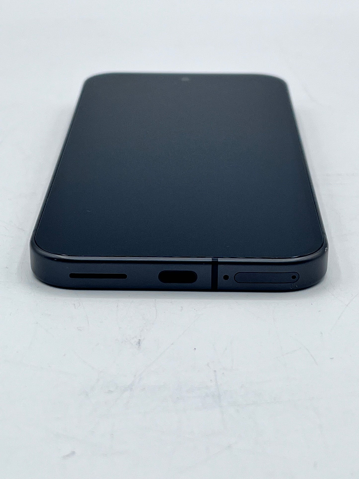 Google Pixel 9 - 128GB Space Gray G2YBB Used with Box - Clean IMEI
