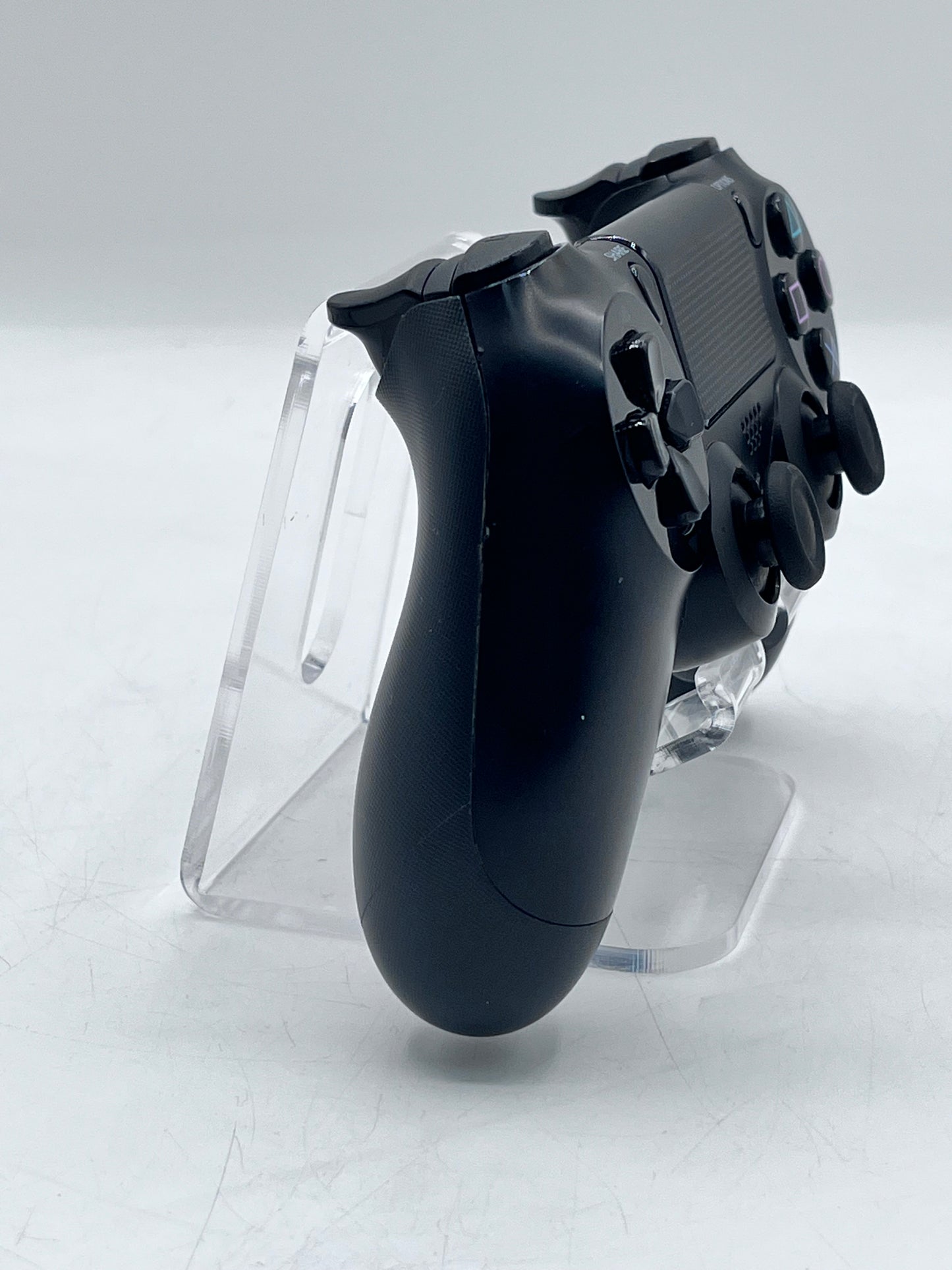 Sony PlayStation 4 (PS4) CUH-1215A Series