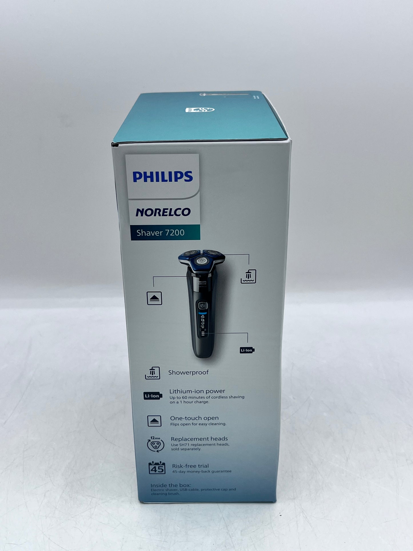 New Philips Norelco Shaver 7200 S737183-3 Head Rotary Cordless Battery Powered