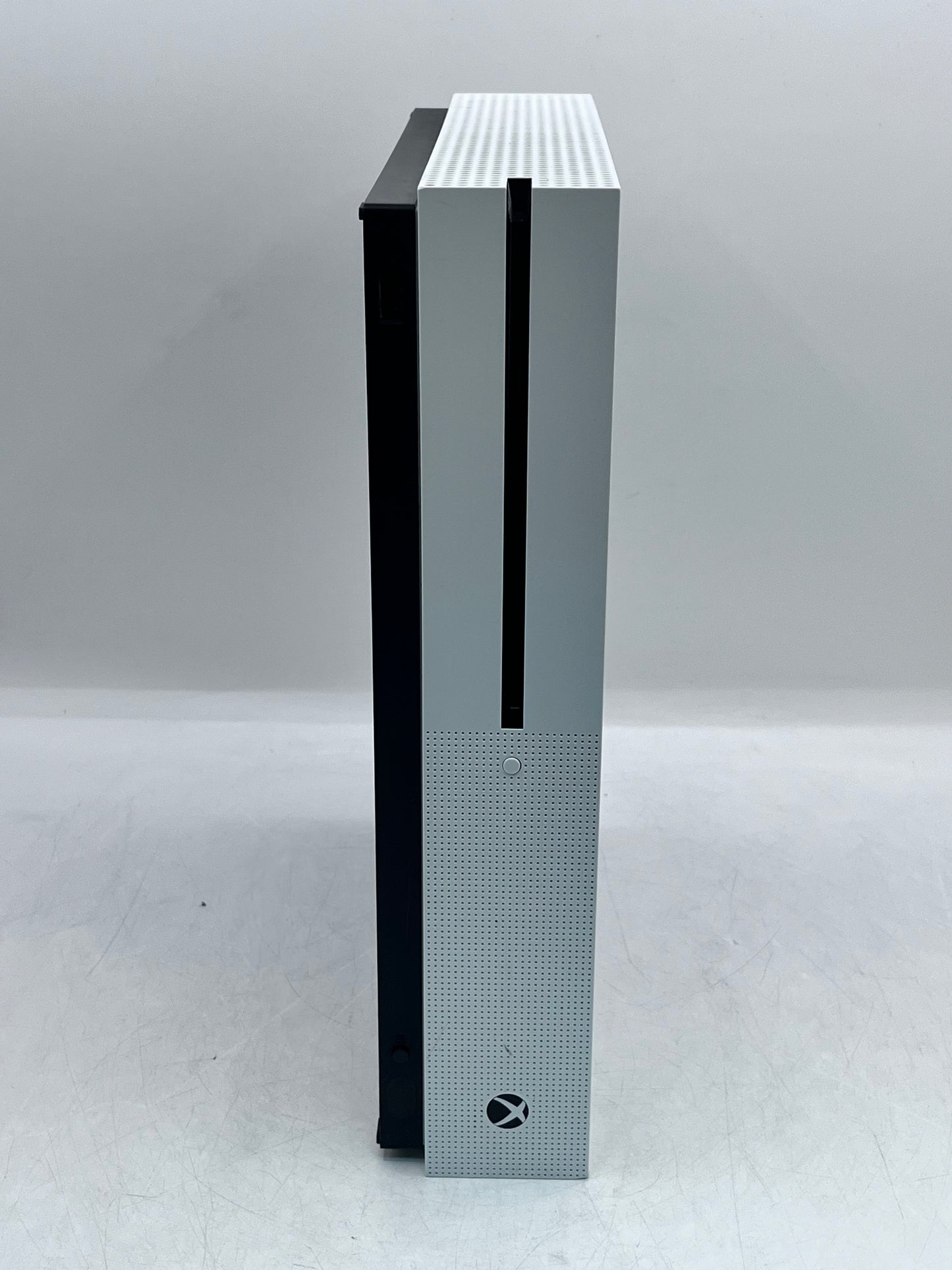 Microsoft Xbox One S 2016 (Model: 1681)