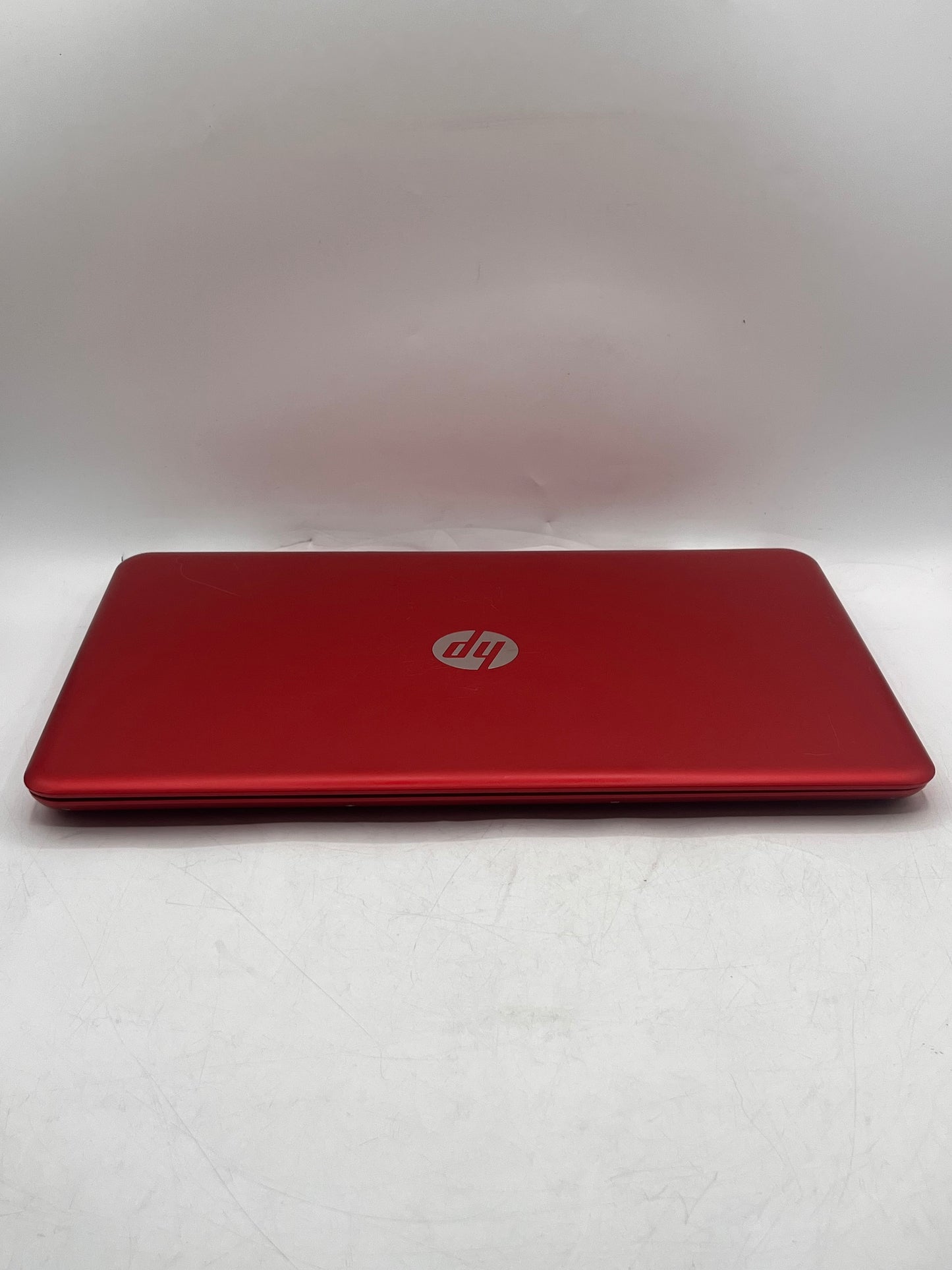HP Pavilion 15-au0000 14" Laptop AMD Ryzen 5 16GB 512GB