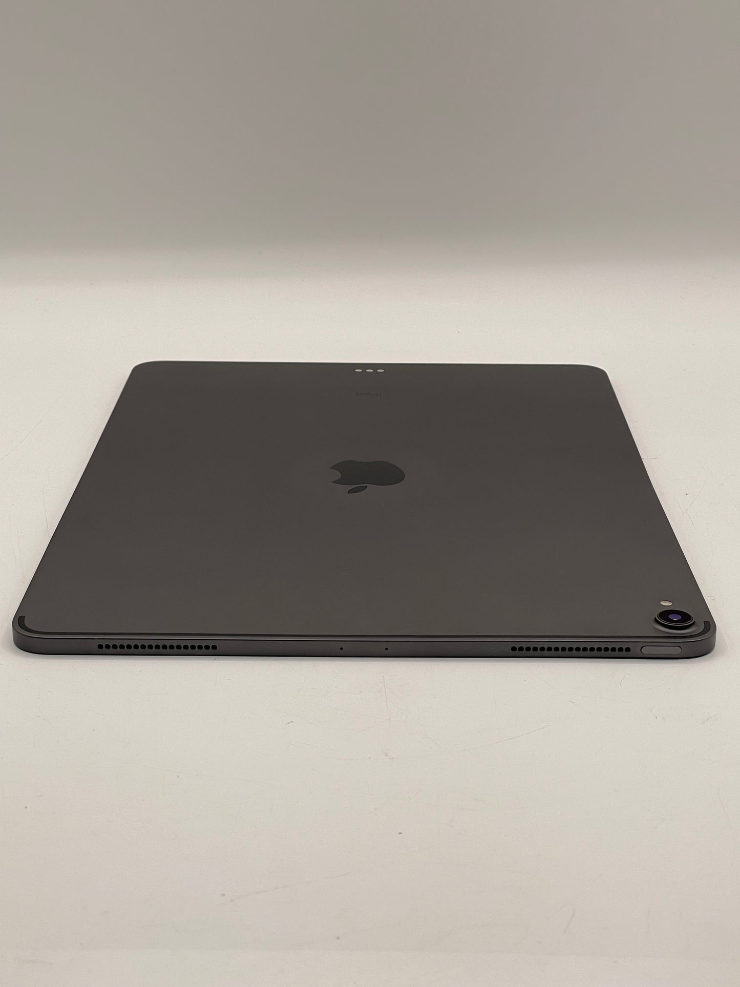 Apple iPad Pro 12.9-inch (3rd generation) 64 GB, Wi-Fi - Space Gray - Excellent
