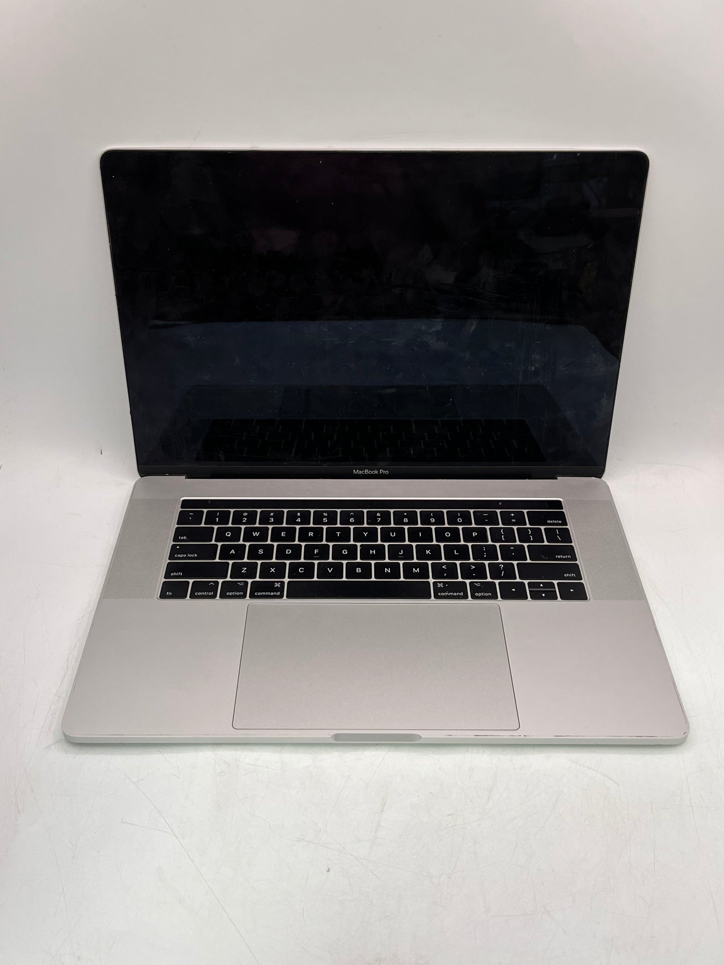 2017 Apple MacBook Pro 15" A1707 16GB 256GB Core i7 NO OS