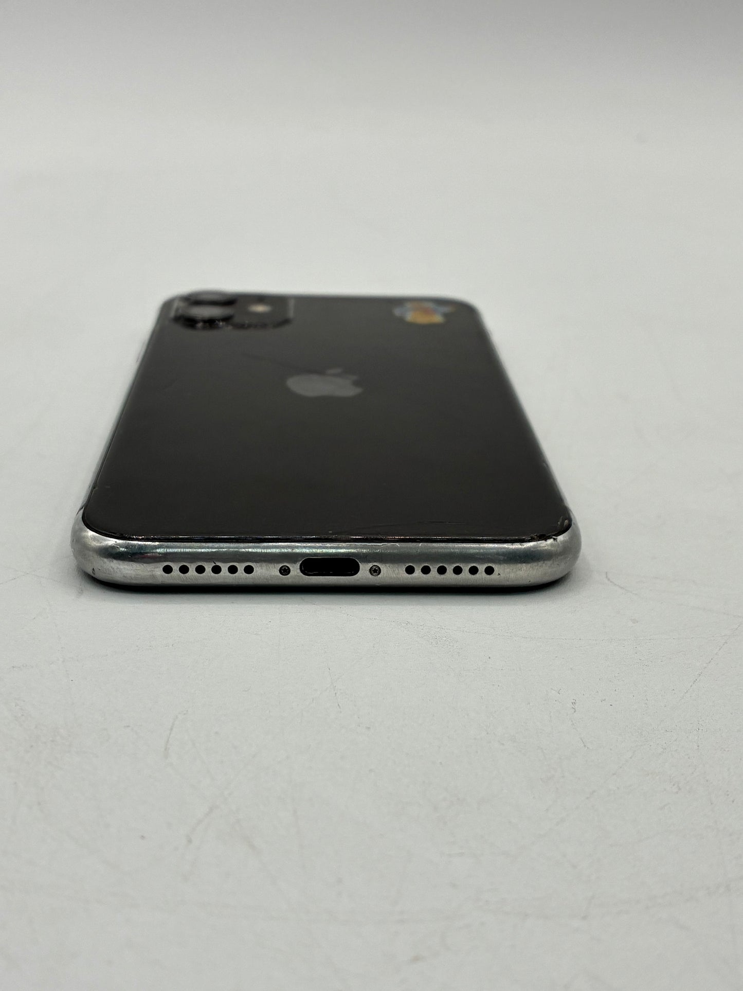 Apple iPhone 11 128GB A2111 MWLE2LL/A Broken