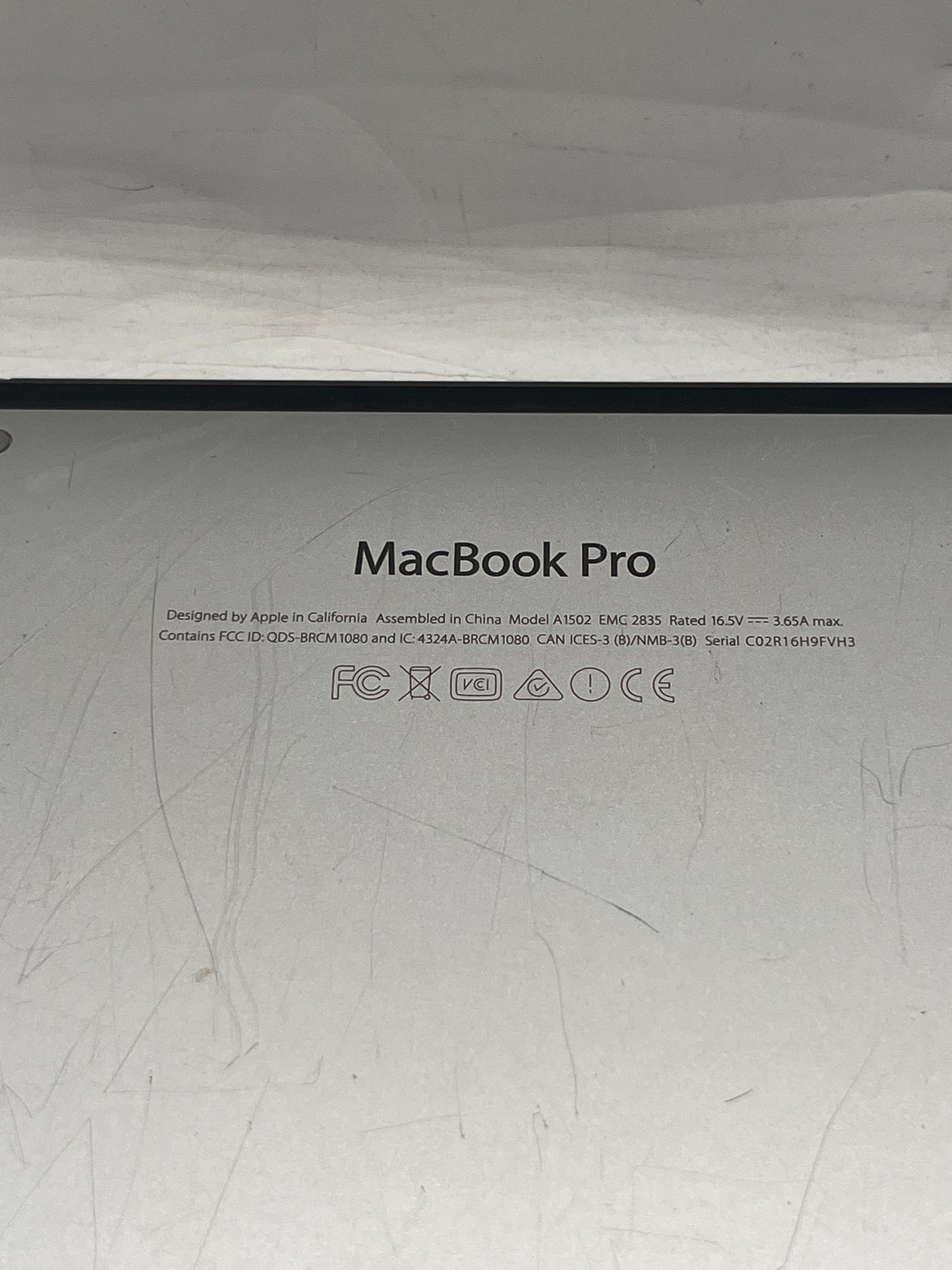 2015  Apple MacBook Pro 13" A1502 128GB 8GB Core i5 Laptop - Silver NO OS