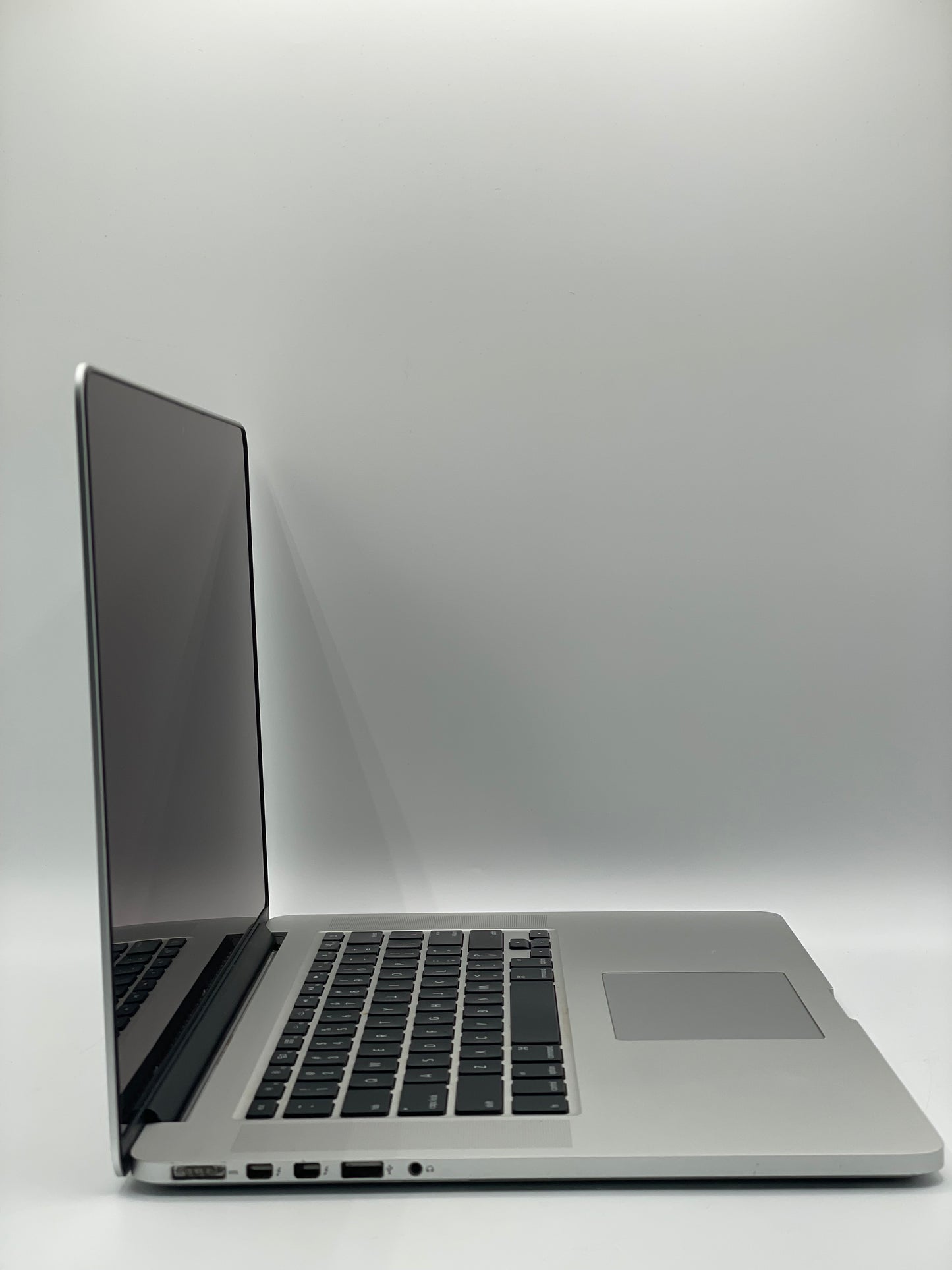 Apple MacBook Pro Retina 15" A1398 2.5G i7 16GB RAM 2GB GPU 256GB SSD Mid 2015