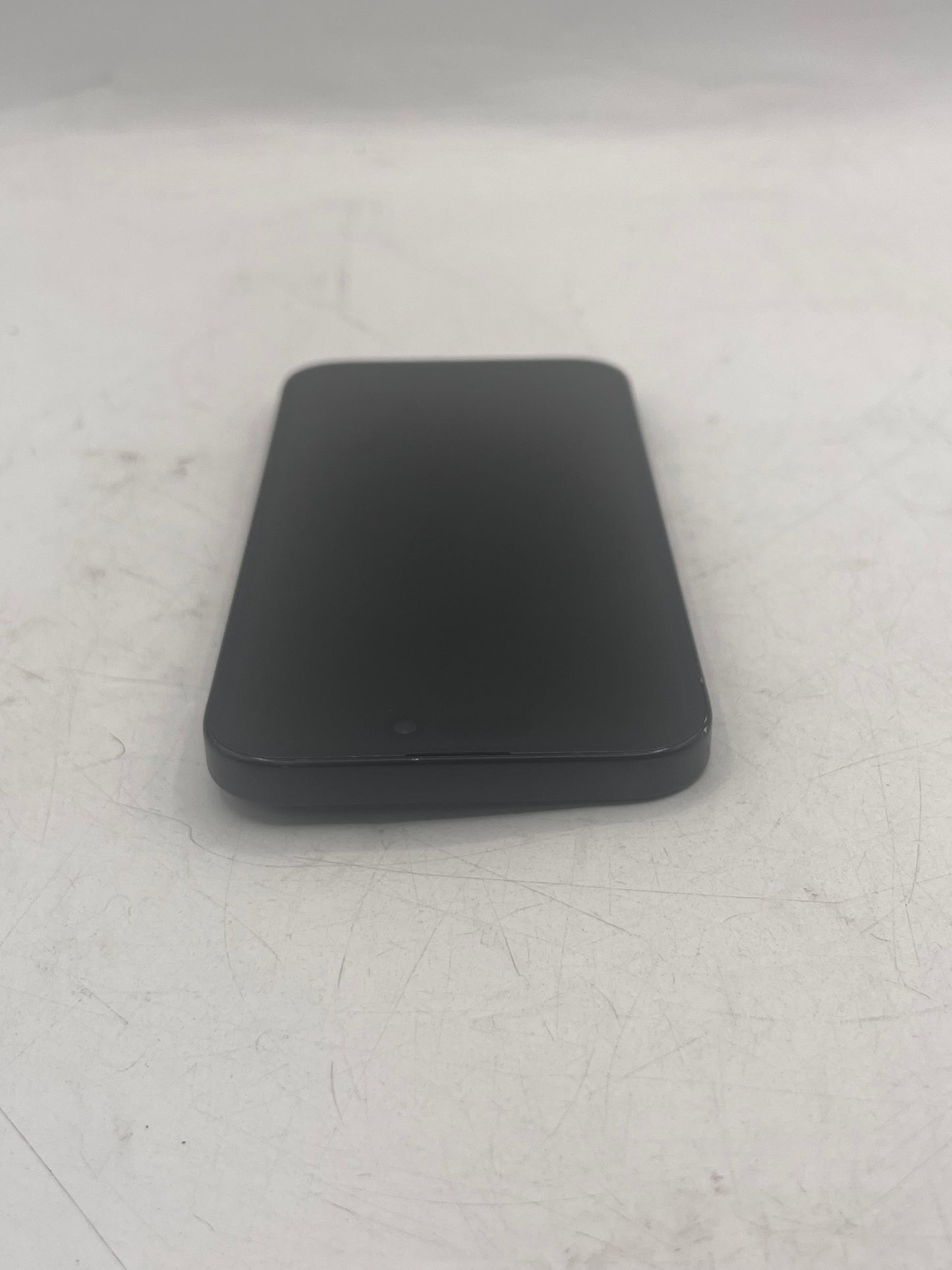 Unlocked Apple iPhone 15 MTLV3LL/A A2846 128GB Black 87% BATT