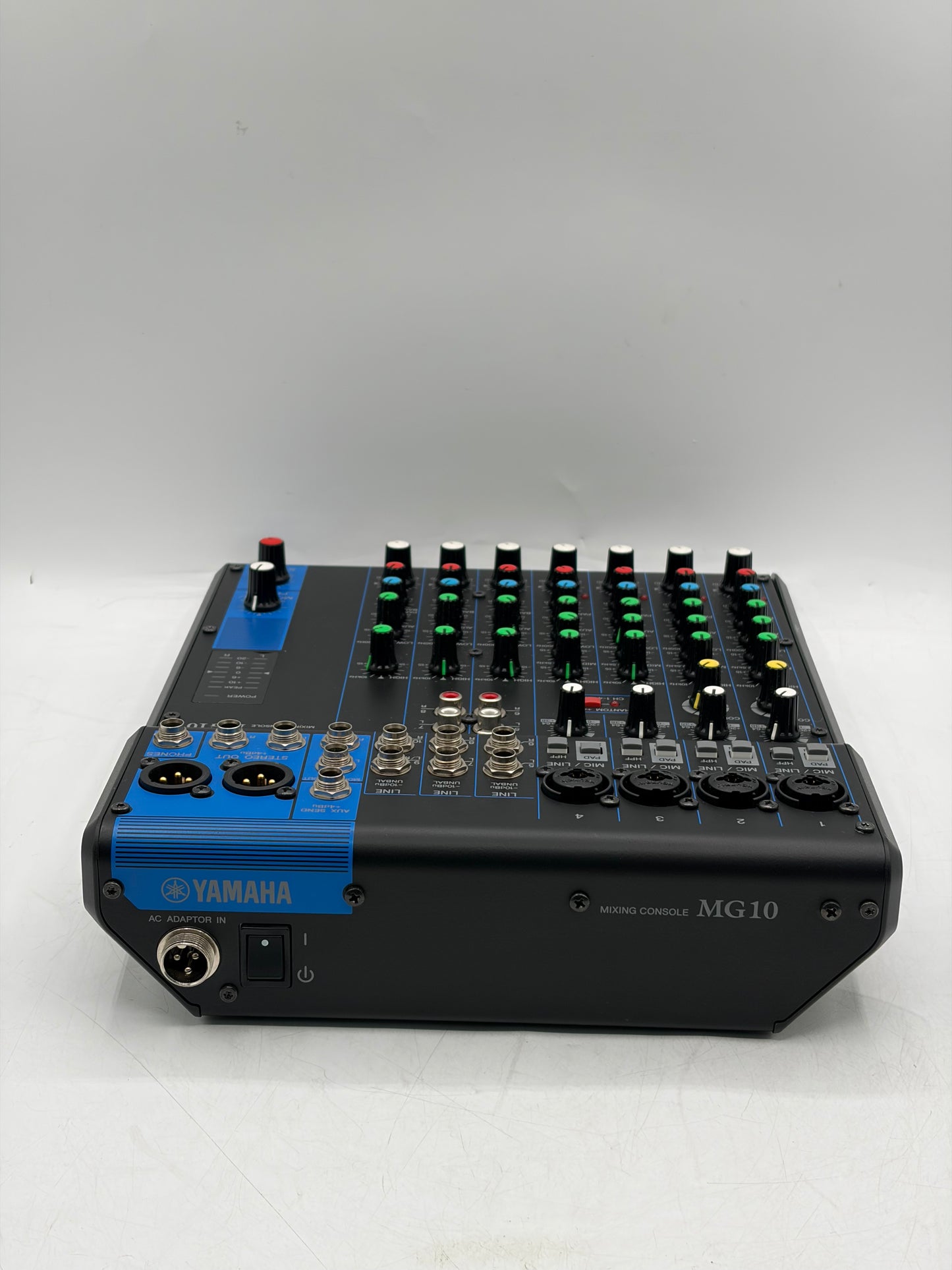 Yamaha MG10XU 10-Input Stereo Mixer with Effects - Black