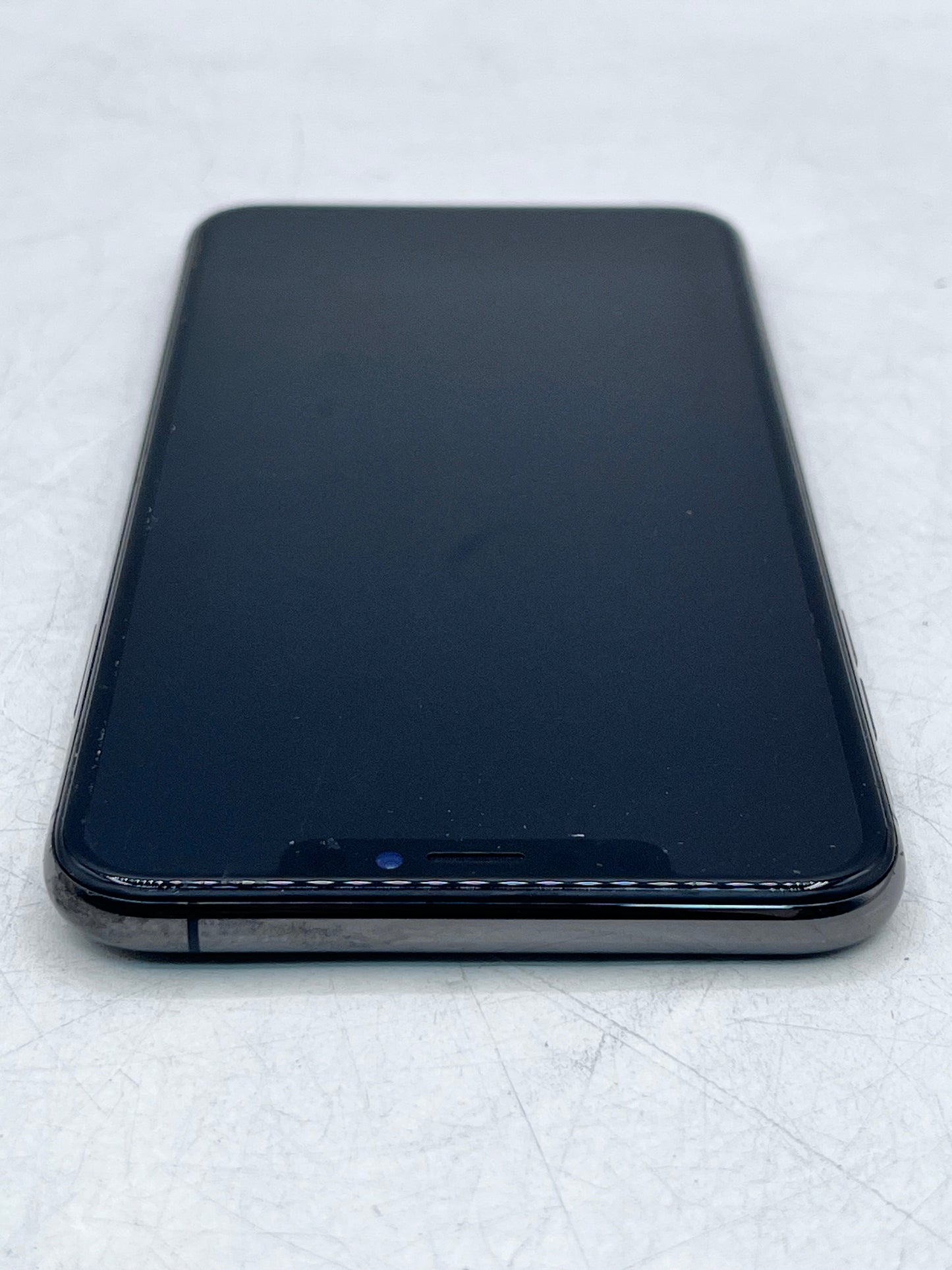 Unlocked Apple iPhone XS Max 64GB Space Gray A1921 MT6F2LL/A