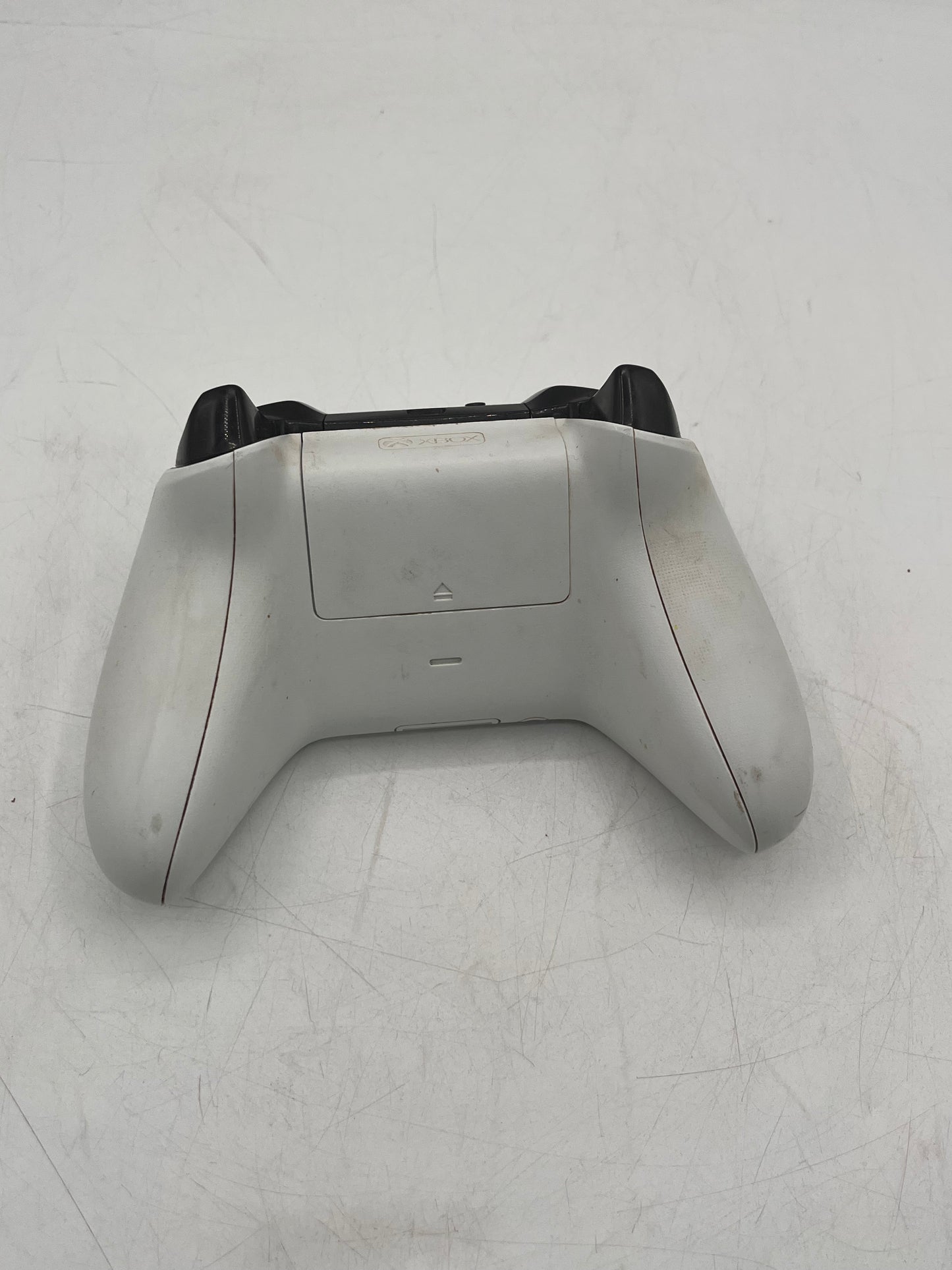 Microsoft Xbox One S 1681 1TB White w/ Controller
