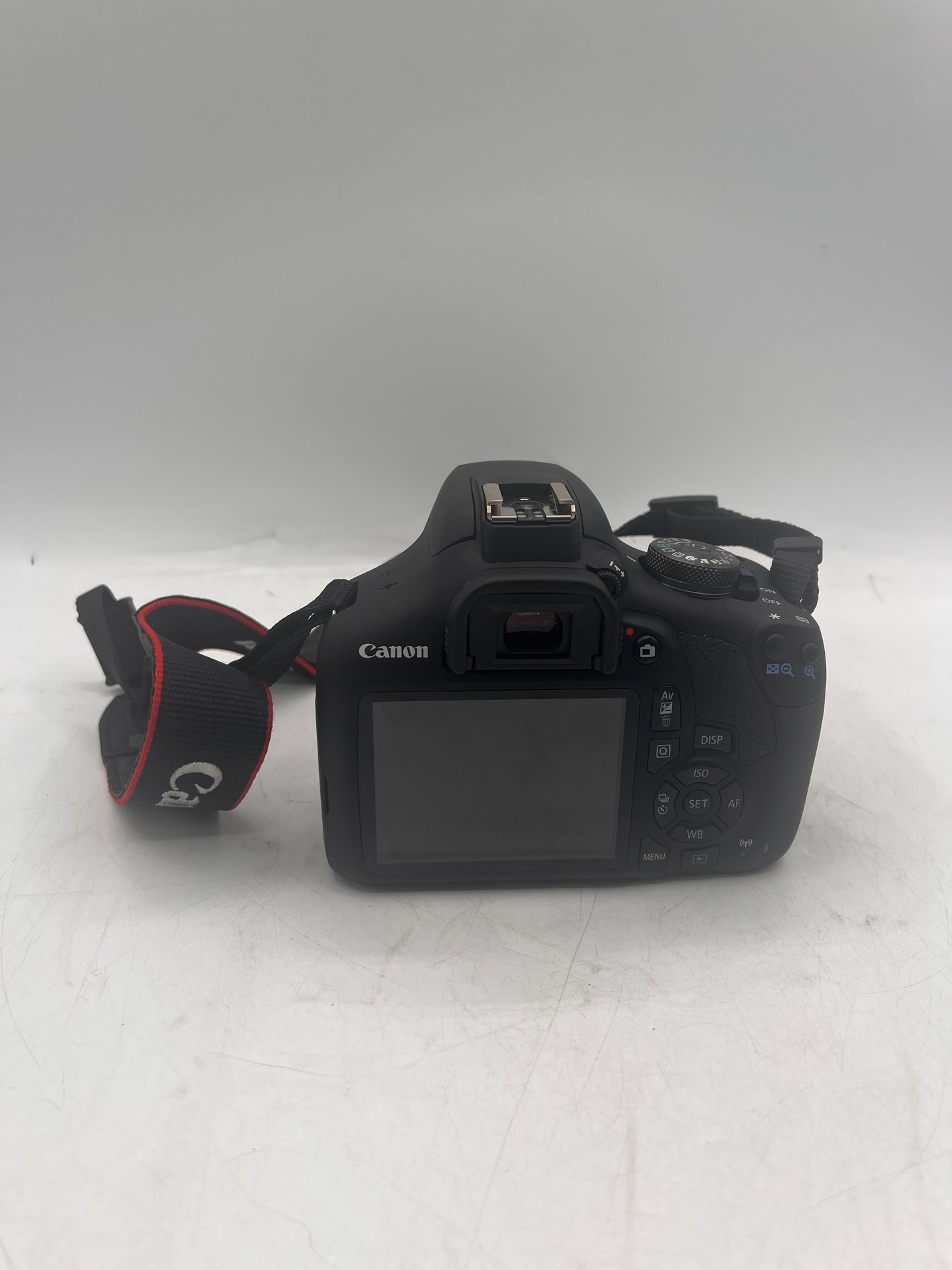 Canon EOS 2000D 24MP EF-S 18-55mm 1:3.5-5.6 DSLR Camera - Black Tested Free Shipping